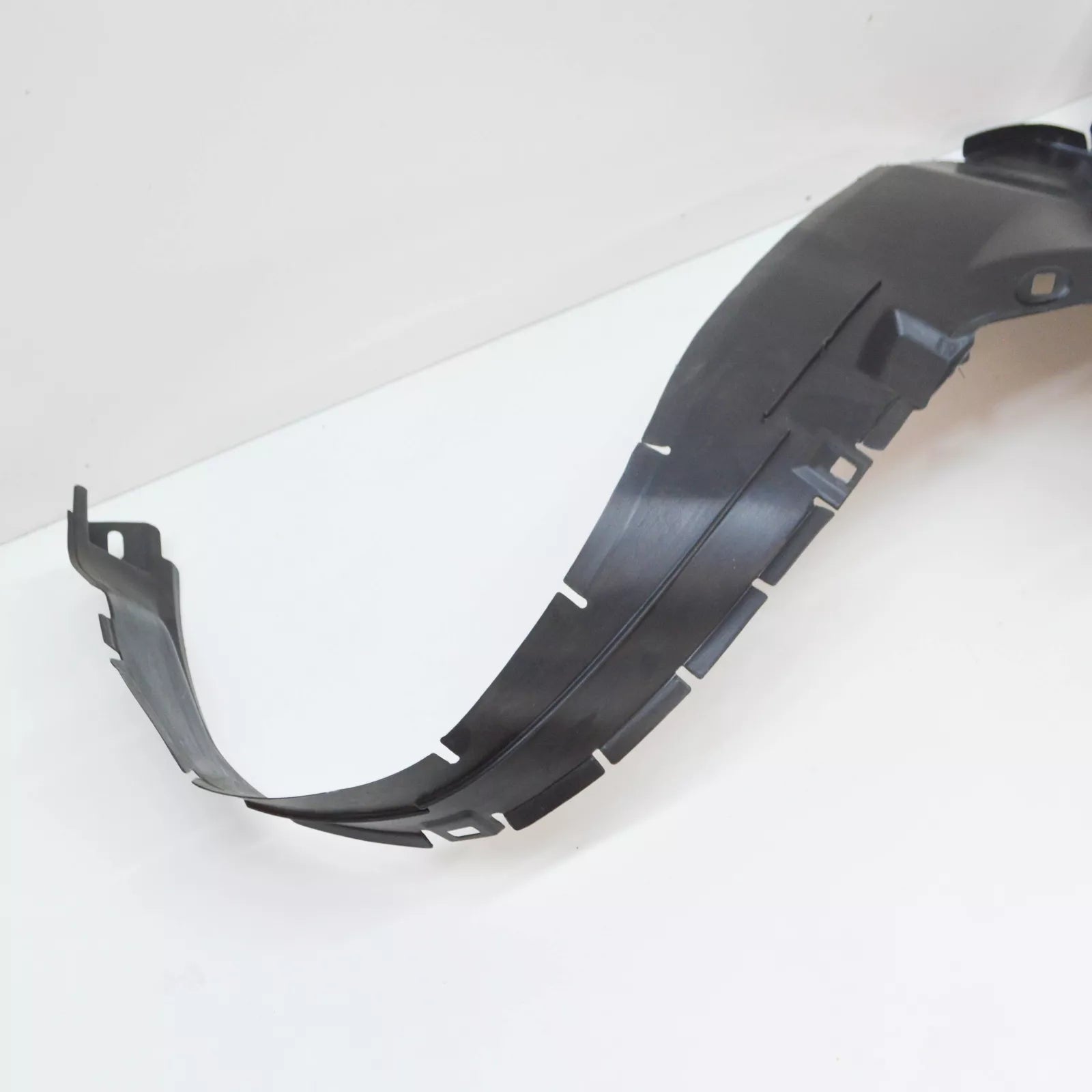 NEW MERCEDES-BENZ SLK R170 FRONT RIGHT FENDER INNER COVER A1706980230 ORIGINAL