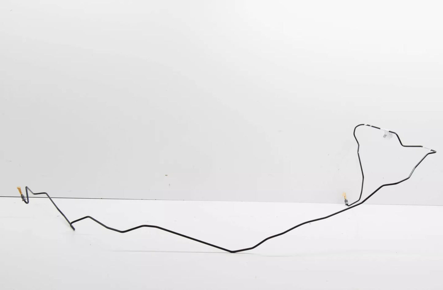 NEW MERCEDES-BENZ E W212 BRAKE LINE A2124200626 ORIGINAL