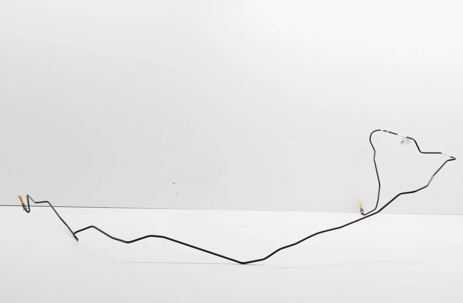 NEW MERCEDES-BENZ E W212 BRAKE LINE A2124200626 ORIGINAL