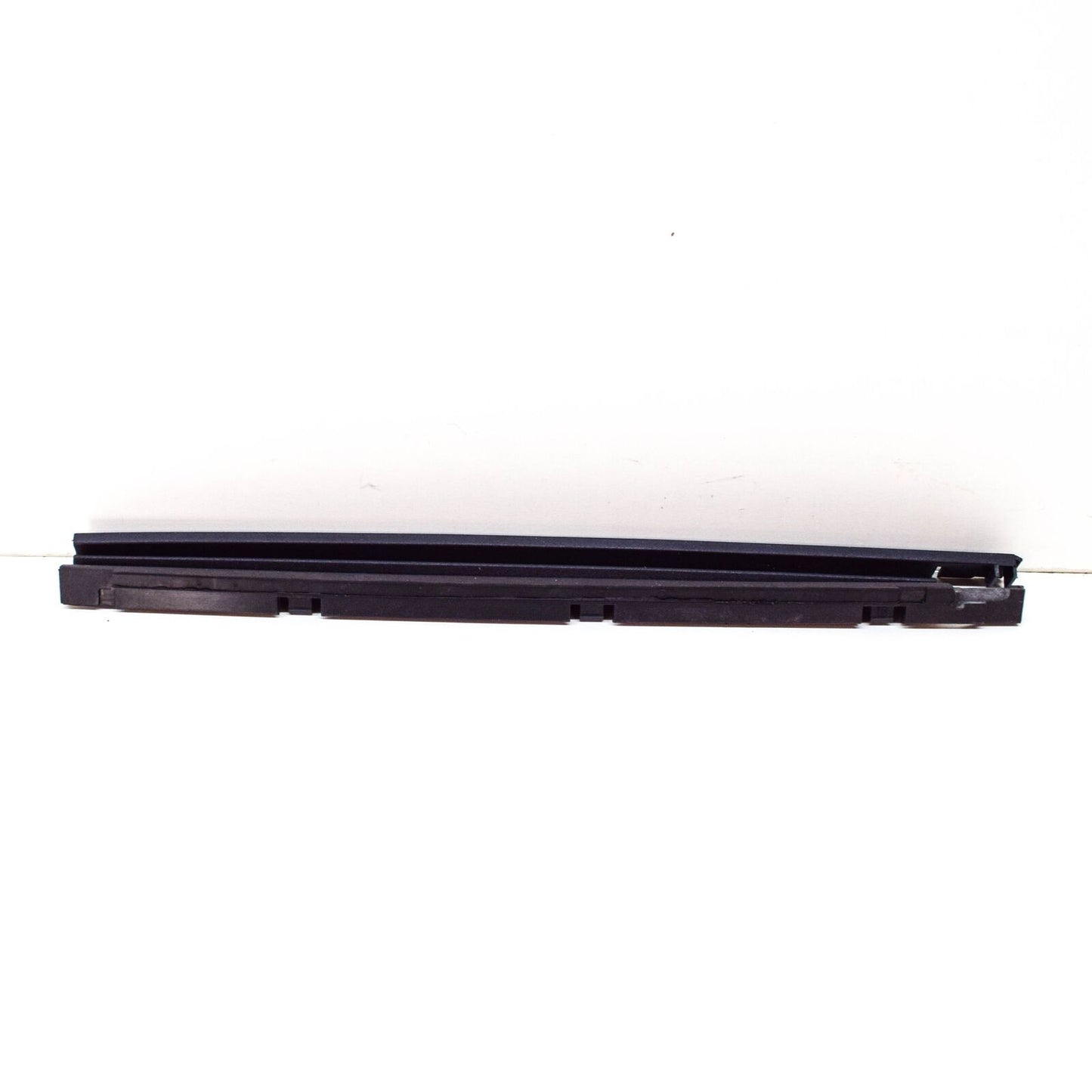 NEW MERCEDES-BENZ C W203 ROOF RIGHT SIDE ROLLER BLIND COVER A2157801640 ORIGINAL
