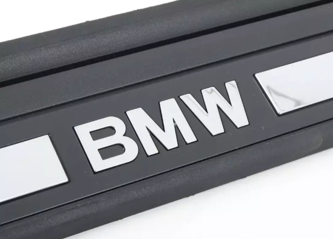 NEW BMW 1 COUPE E82 RIGHT DOOR SILL COVER CHROME 7180740 51477180740 ORIGINAL