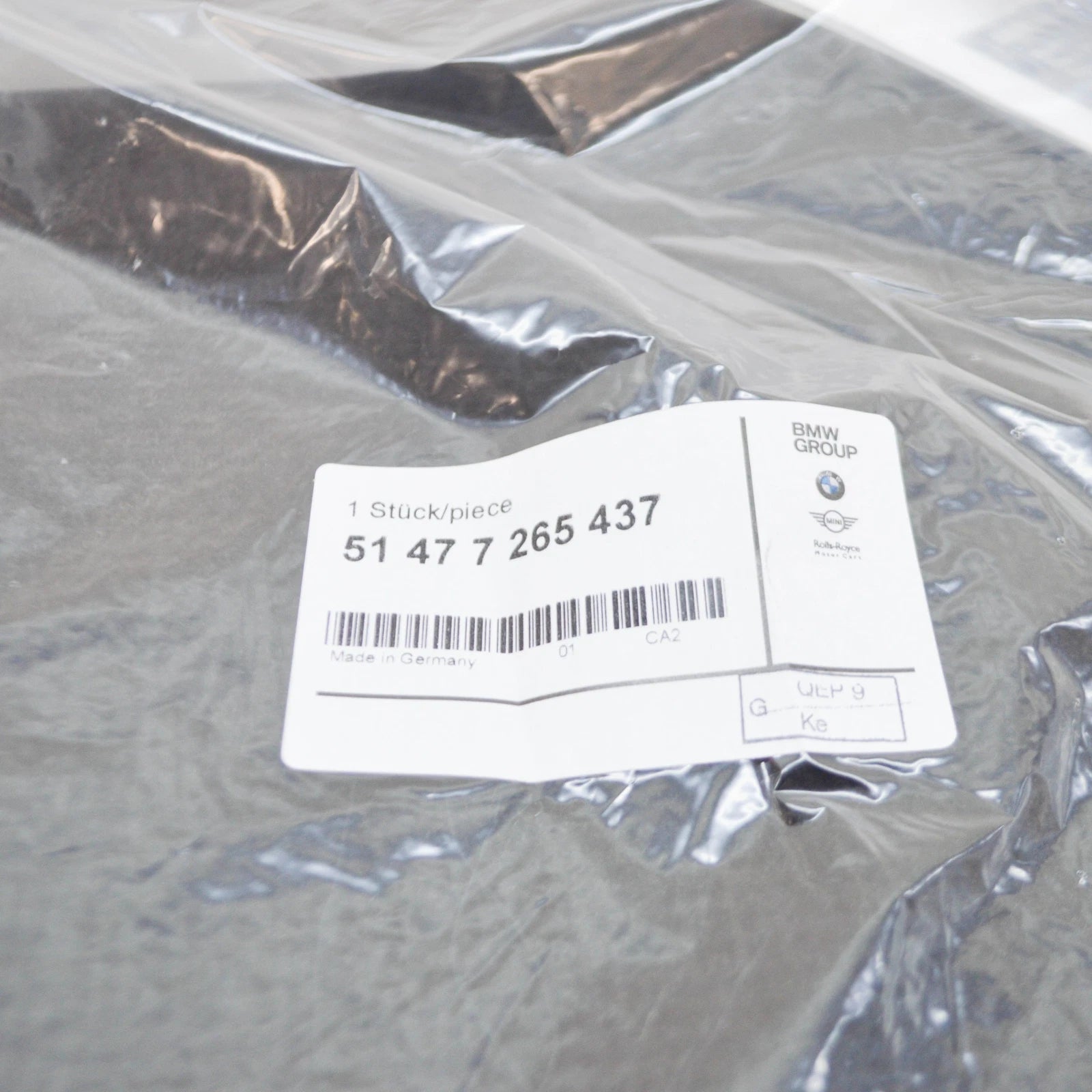 NEW BMW 1 CABRIO E88 FRONT LEFT FLOOR MAT 51477265437 7265437 ORIGINAL