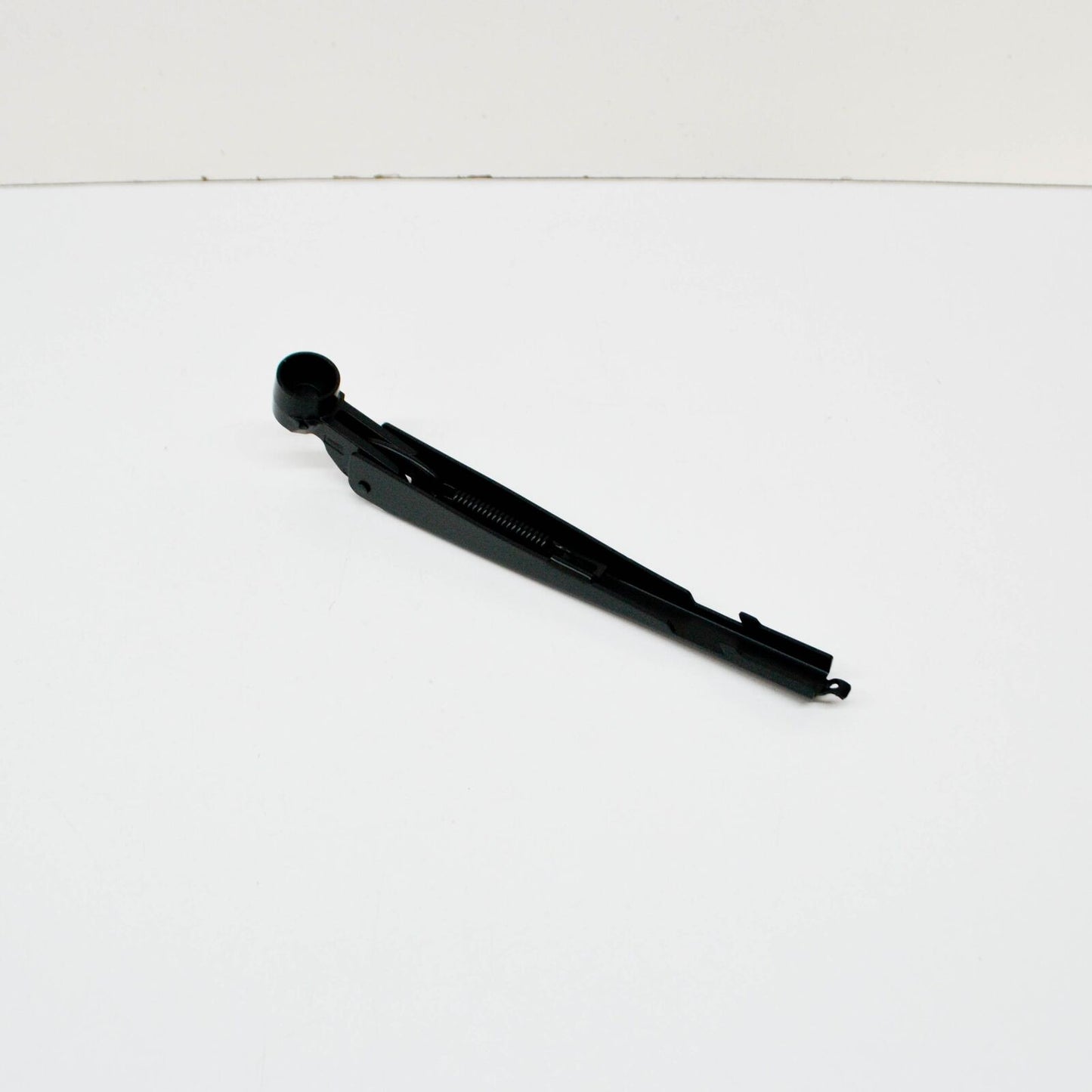 NEW MERCEDES-BENZ A W176 REAR PANEL DOOR WINDOW WIPER ARM A1768200544 ORIGINAL