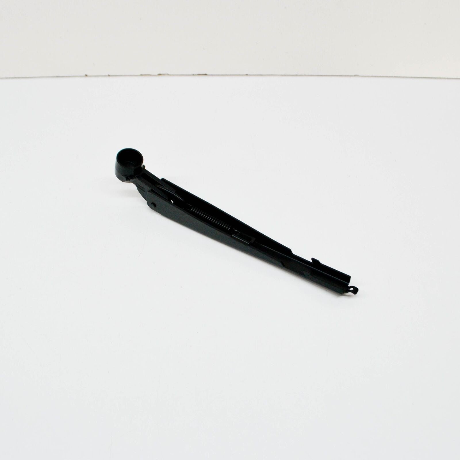 NEW MERCEDES-BENZ A W176 REAR PANEL DOOR WINDOW WIPER ARM A1768200544 ORIGINAL