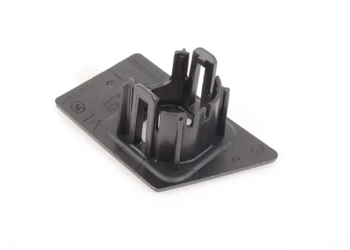 NEW VW CC FRONT BUMPER CENTRE LEFT ULTRASOUND SENSOR RETAINER 3C8919493E