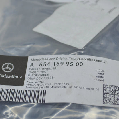 NEW MERCEDES-BENZ A W177 ENGINE CABLE HARNESS DUCT A6541599500 ORIGINAL