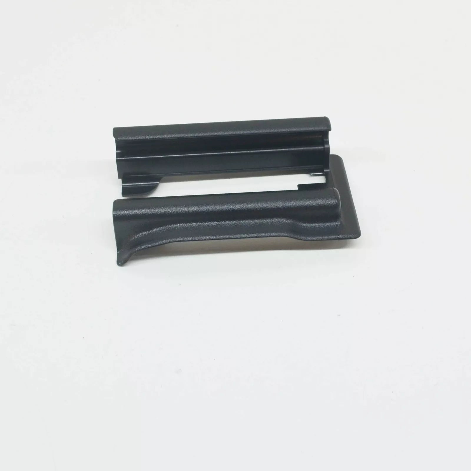 NEW MB C W203 FRONT RIGHT SEAT OUTSIDE REAR COVER CAP A20391906209051 ORIGINAL