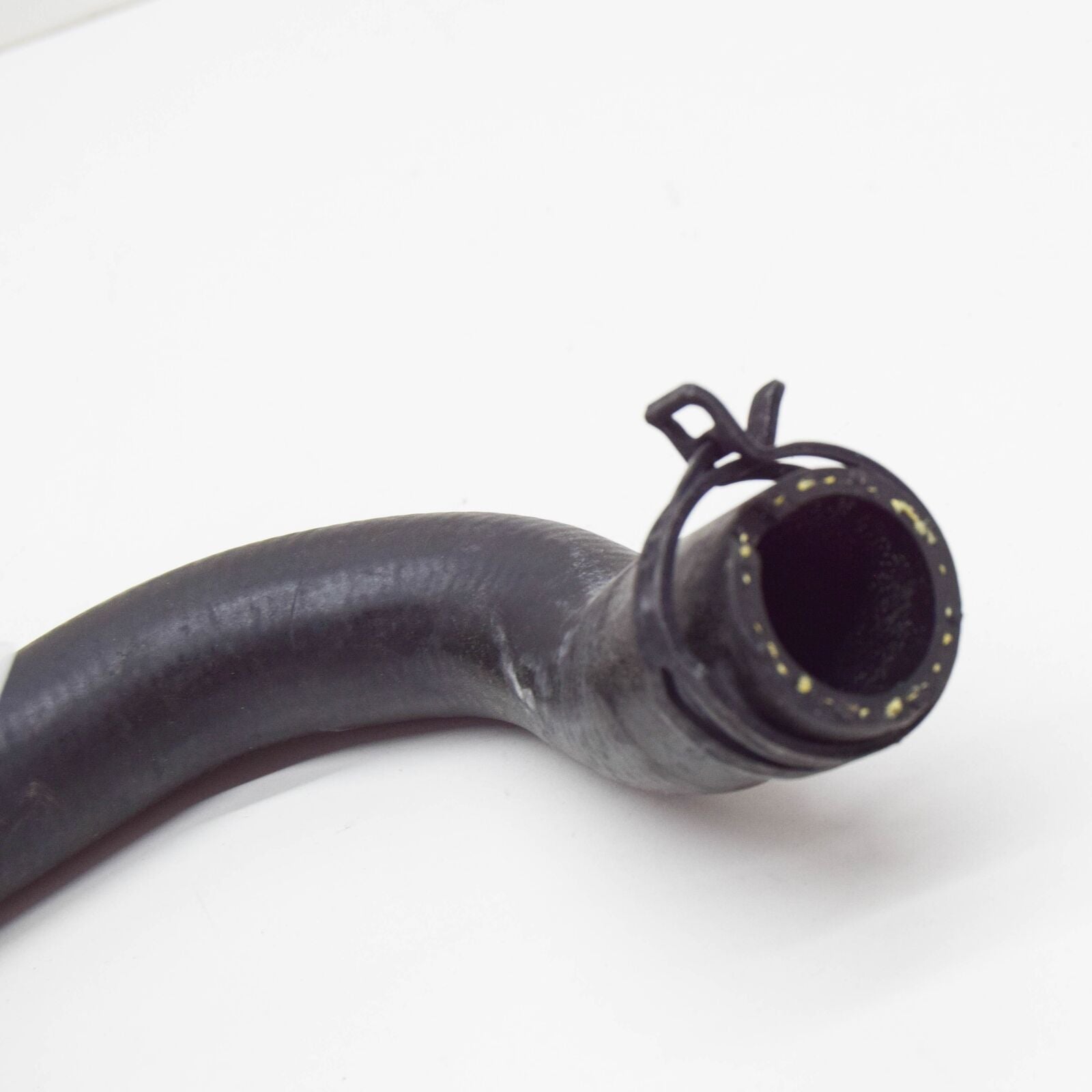 NEW MB GLA X156 ENGINE TO HEAT EXCHANGER MOLDED HOSE A2468303296 ORIGINAL