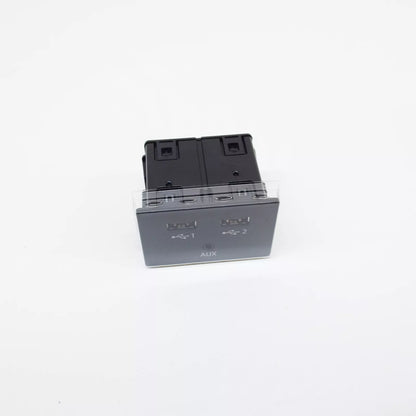 NEW AUDI A7 SPORTBACK 4G8 EXTERNAL AUDIO SOURCES CONNECTION 81A035736 ORIGINAL