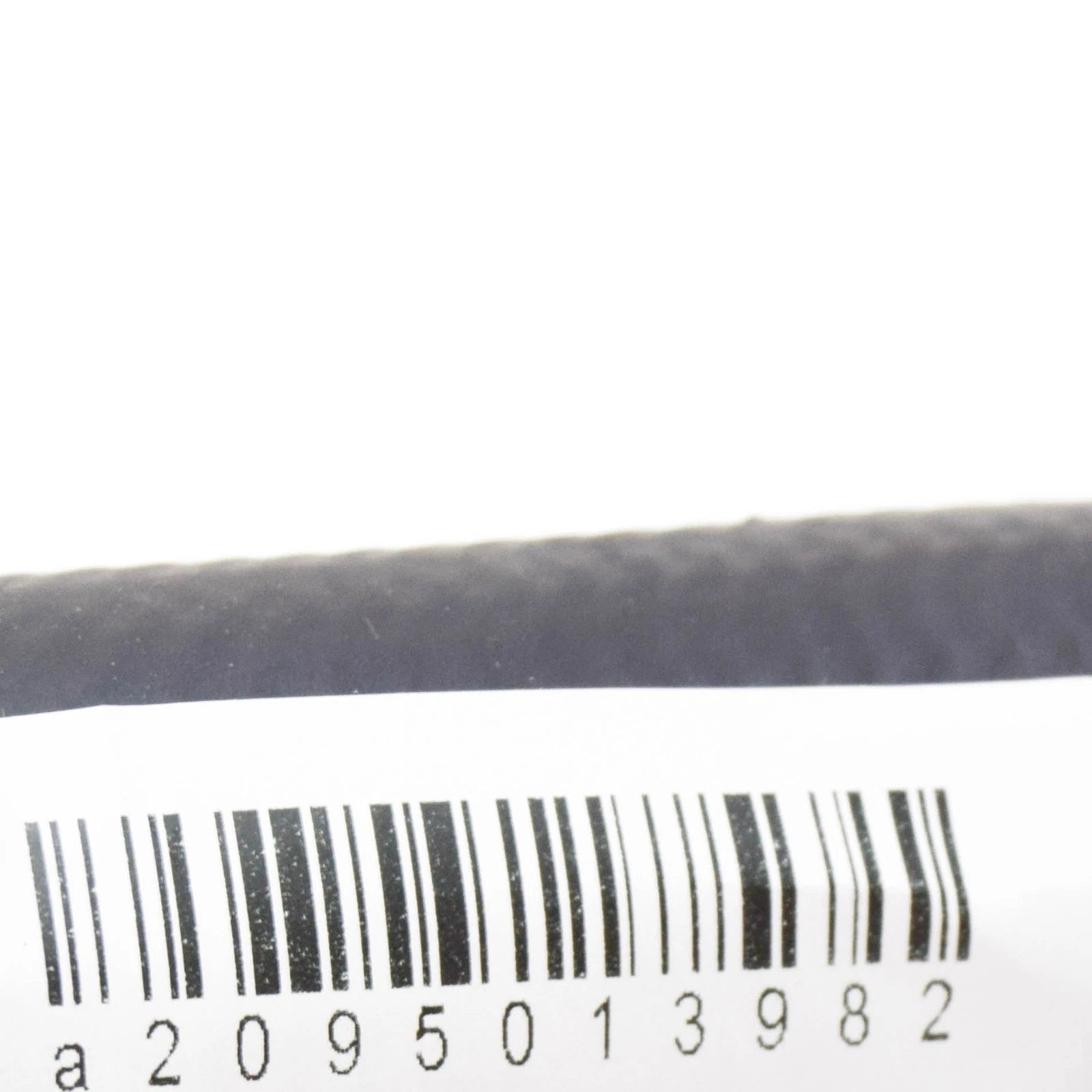 NEW MERCEDES-BENZ C COUPE CL203 RADIATOR TOP HOSE A2095013982 ORIGINAL