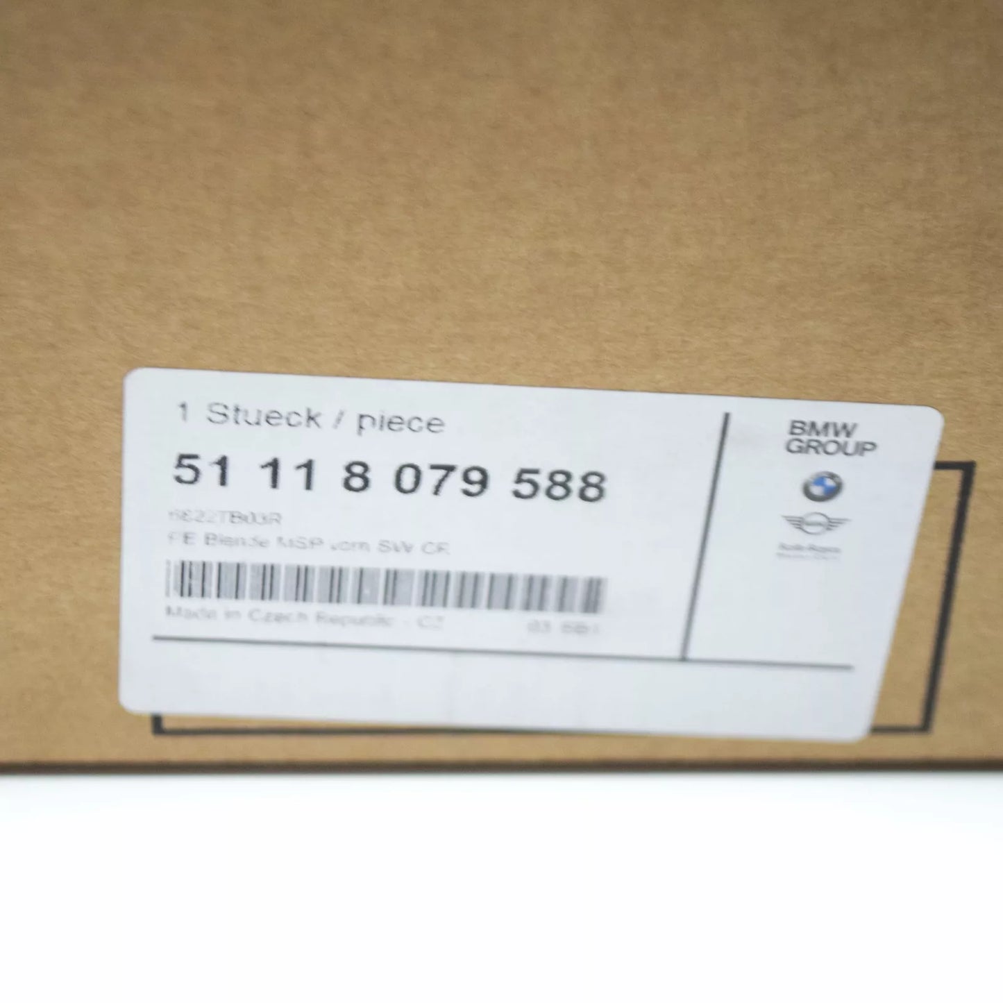 NEW BMW 7 G11 G12 M FRONT BUMPER RIGHT COVERING BLACKCHROME 51118079588 ORIGINAL