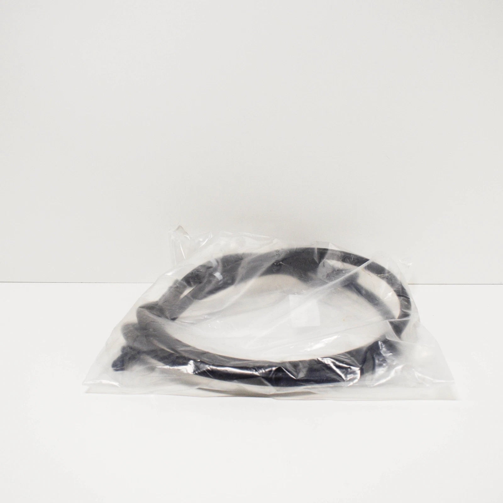 NEW MERCEDES BENZ GLC C253 SUNROOF DRAIN HOSE LEFT 2537800300 ORIGINAL