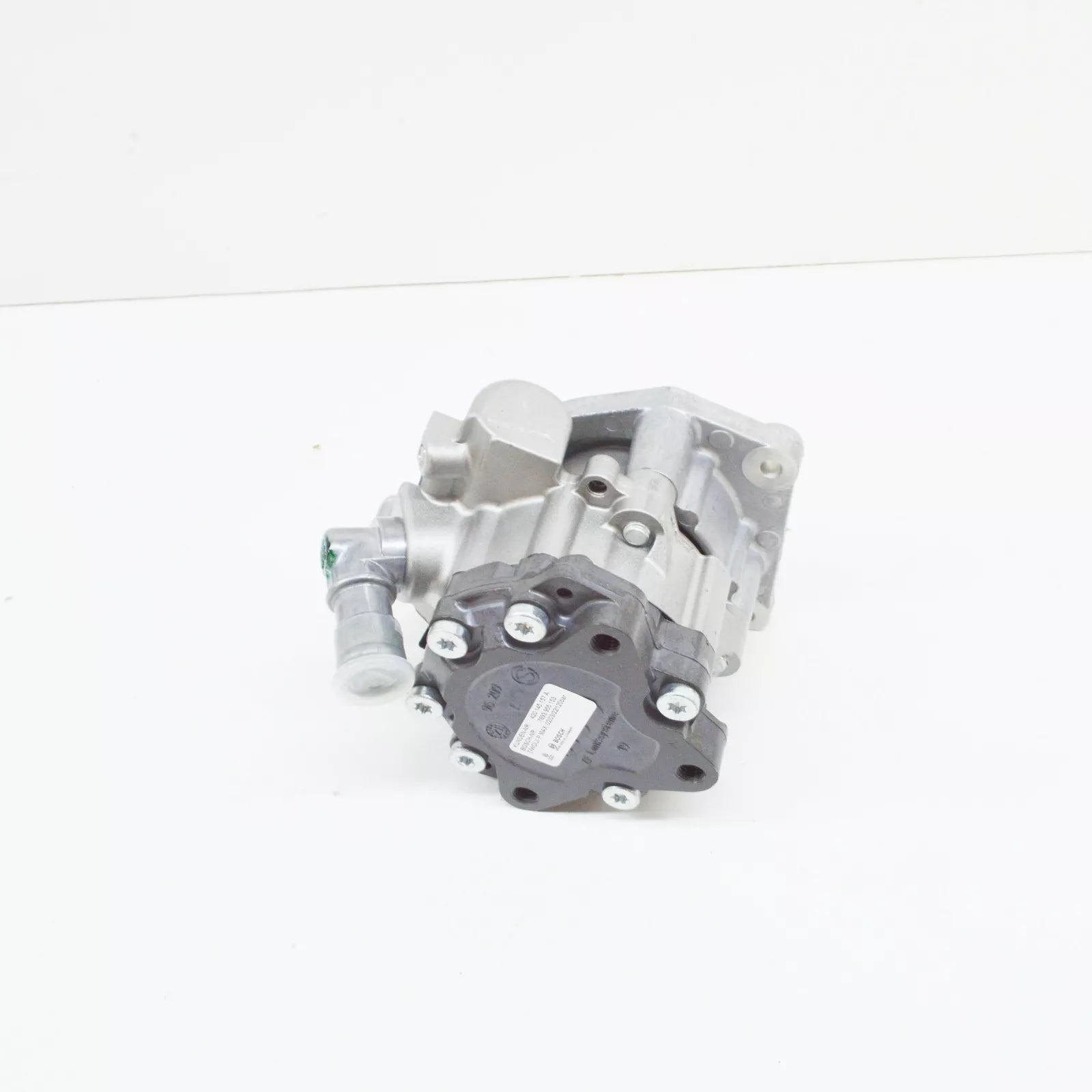 NEW AUDI R8 SPYDER 42 POWER STEERING PUMP 420145157A ORIGINAL