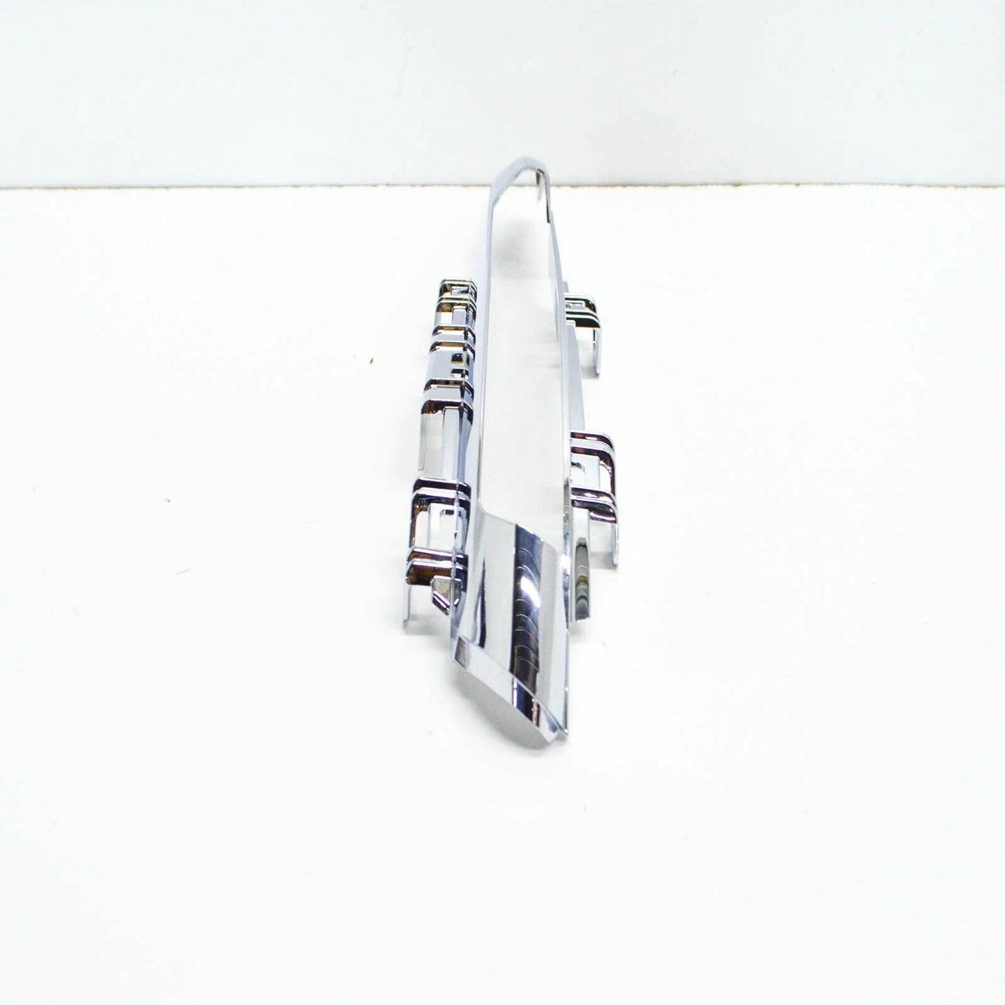 NEW MERCEDES-BENZ C-CLASS W204 FRONT RIGHT DRL LIGHT TRIM A2048852874