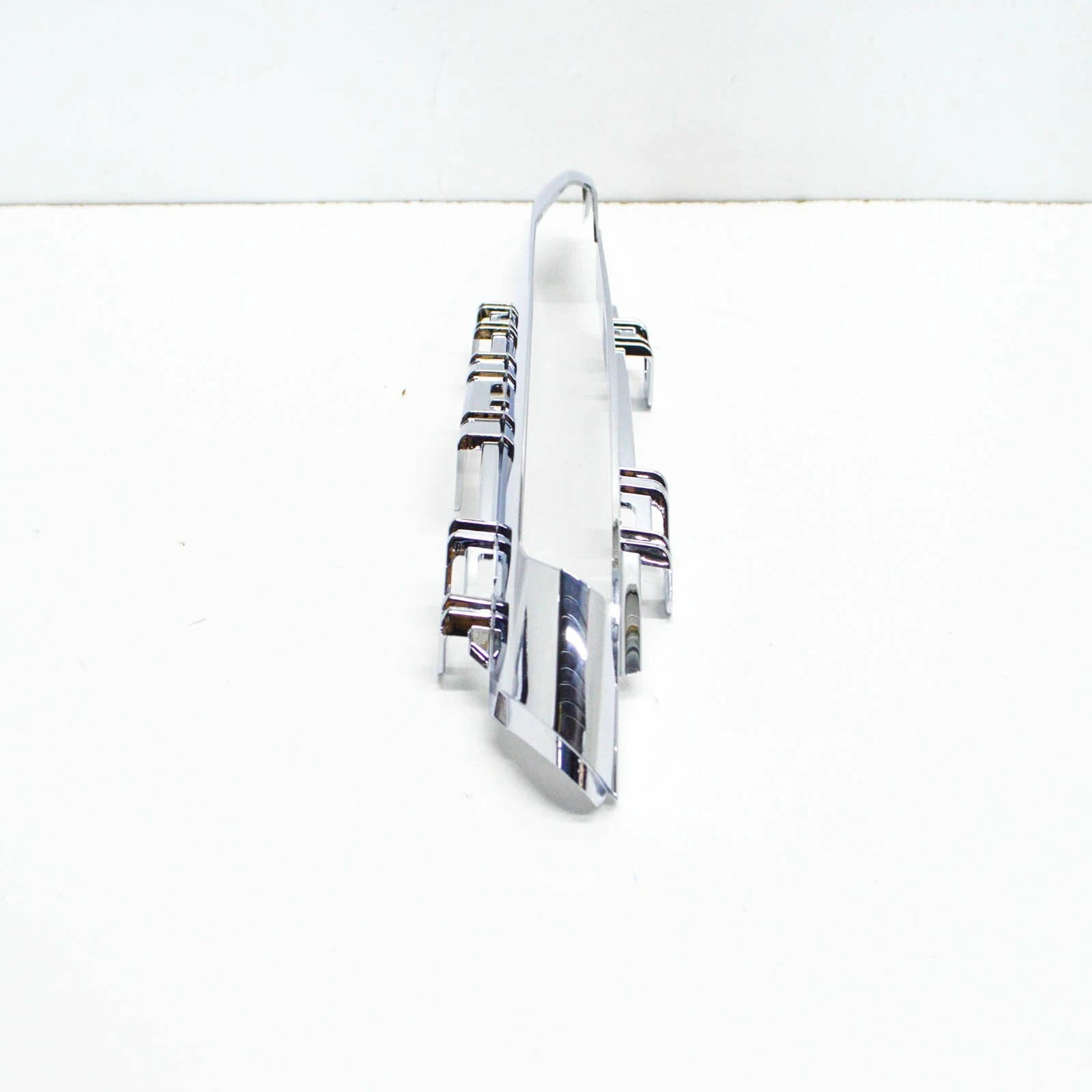 NEW MERCEDES-BENZ C-CLASS W204 FRONT RIGHT DRL LIGHT TRIM A2048852874