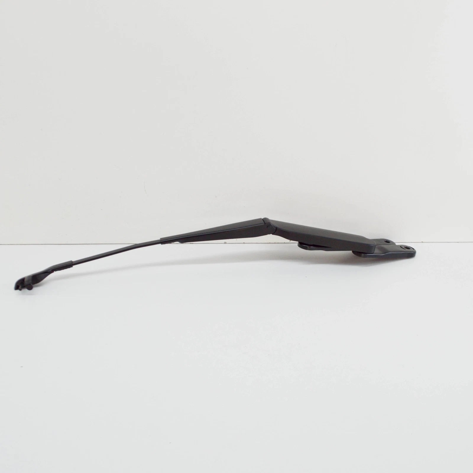 NEW VW TOUAREG 7P FRONT RIGHT WIPER ARM RHD 7P0955409C ORIGINAL