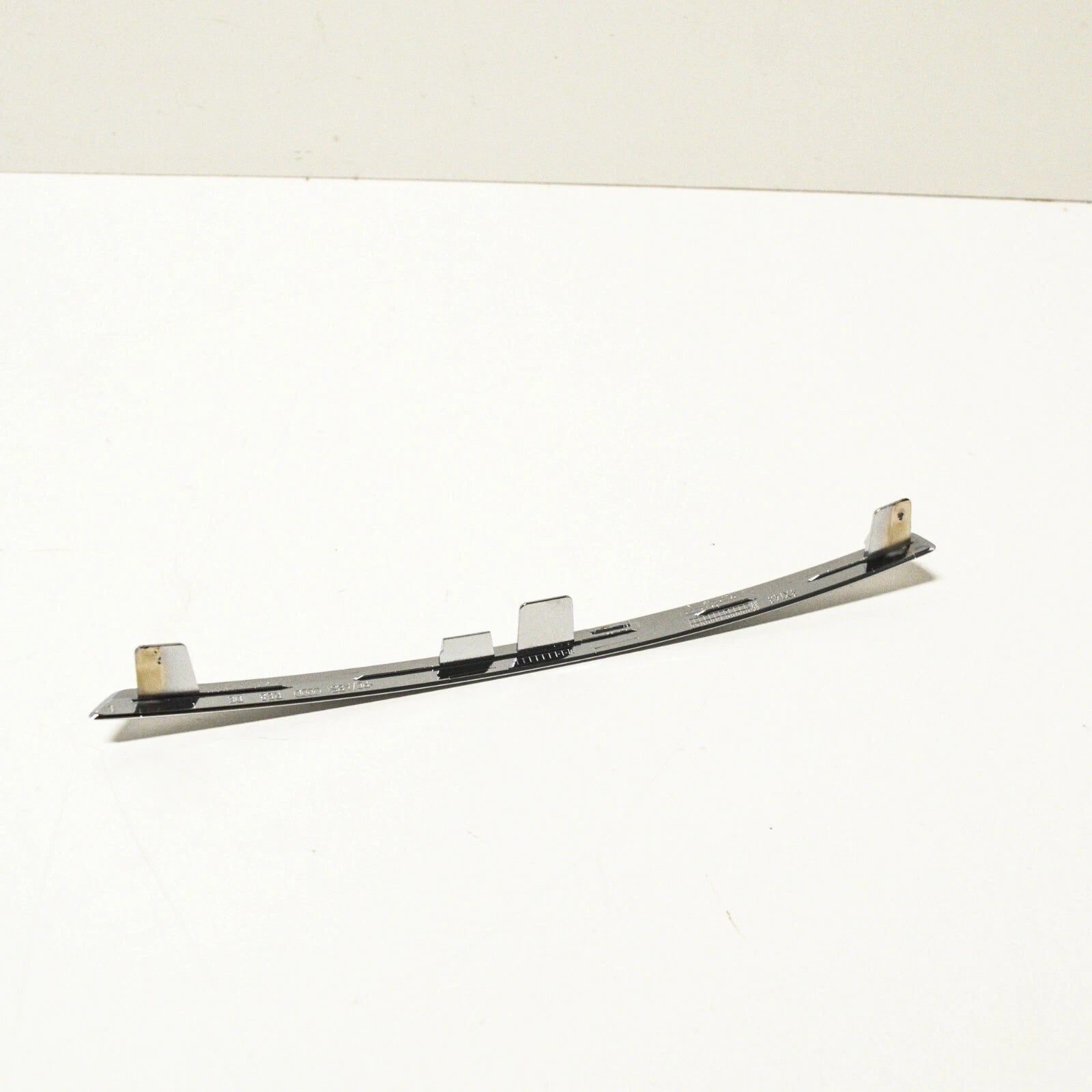 NEW AUDI Q7 4L FRONT BUMPER LEFT CHROME FOG LIGHT TRIM 4L08072432ZZ