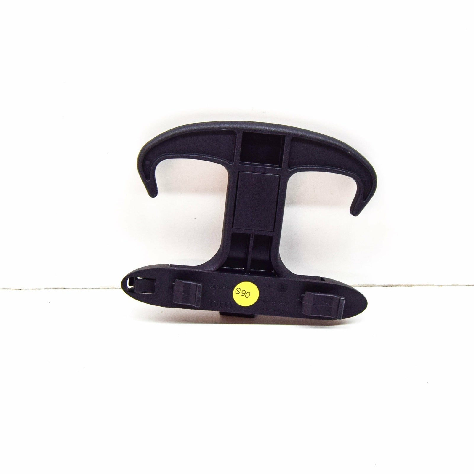 NEW AUDI A5 8W6 LUGGAGE BOOT BAG HOOK 8W0867615 ORIGINAL