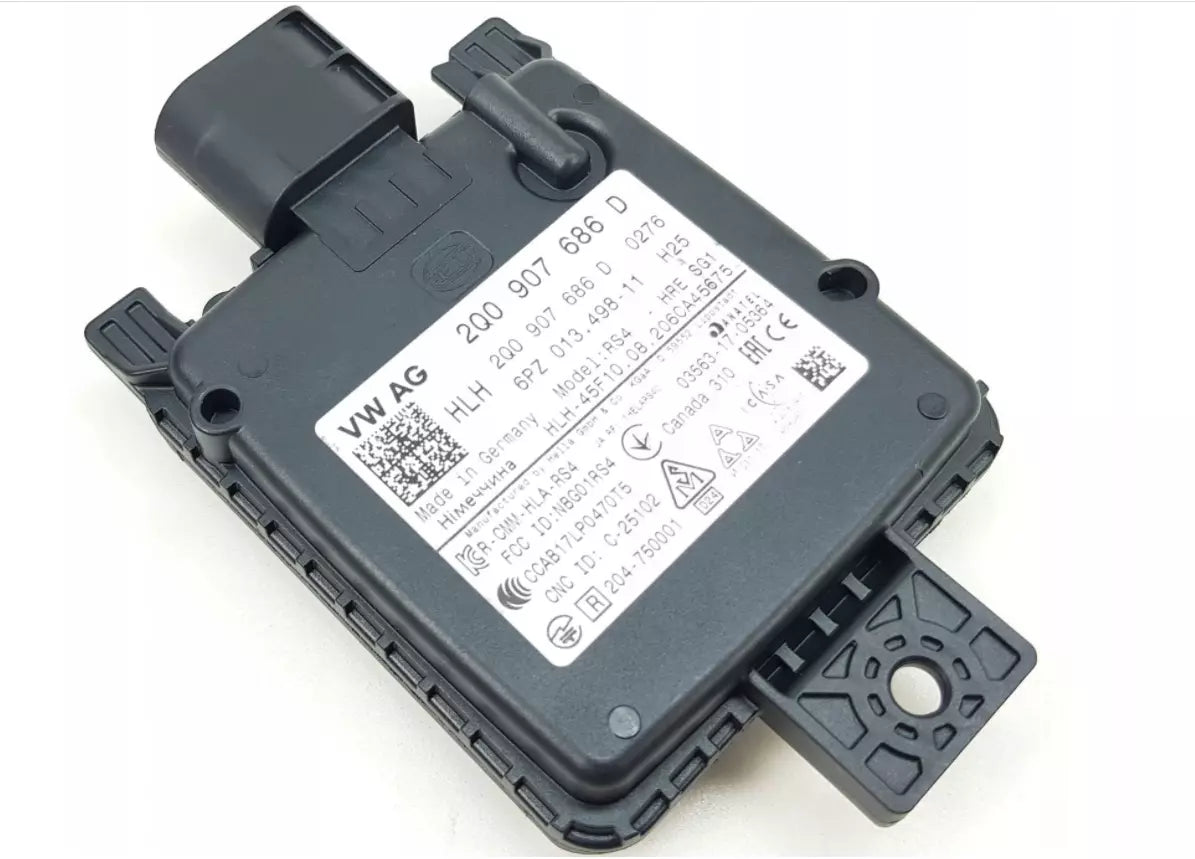 NEW VW GOLF MK8 REAR RIGHT LANE CHANGE ASSIST CONTROL UNIT 2Q0907686D ORIGINAL