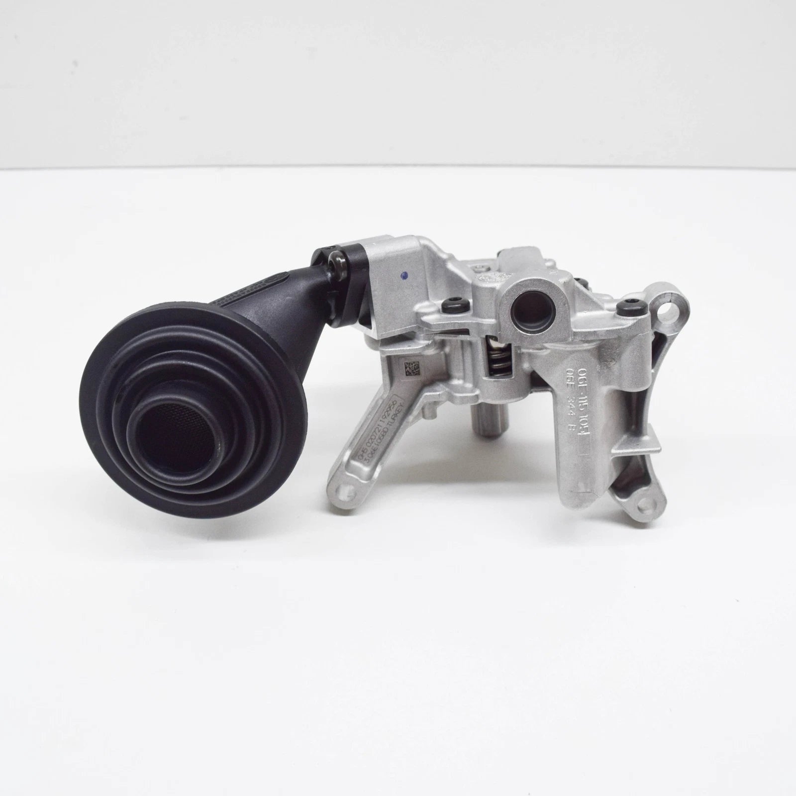 NEW AUDI Q7 4L ENGINE OIL PUMP 06E115105BD