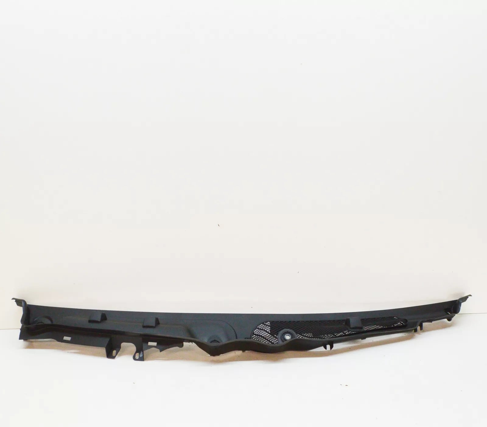 NEW MERCEDES-BENZ C W204 FRONT WIPER COWL TRIM RHD A2048301813 ORIGINAL