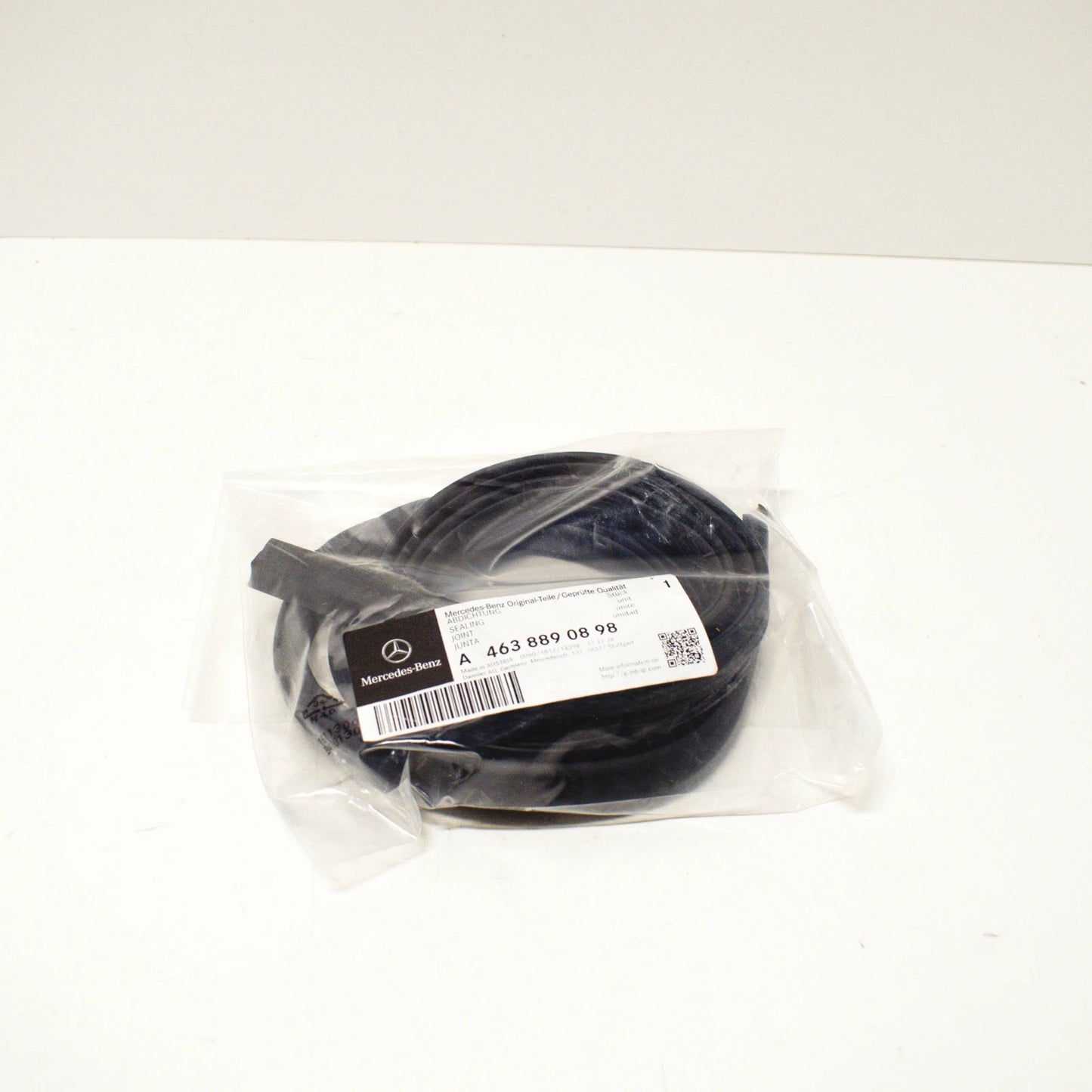 NEW MERCEDES BENZ G W463 REAR FENDER WIDENING SEAL A4638890998 ORIGINAL