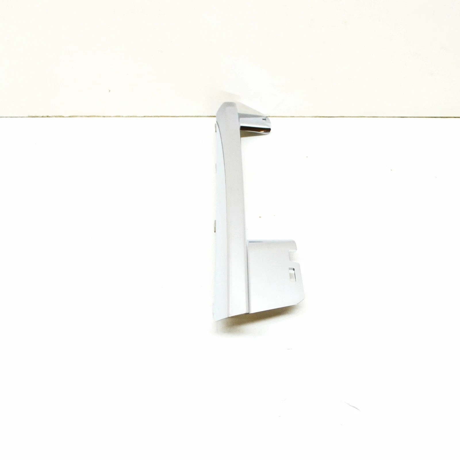 NEW MERCEDES-BENZ GLK X204 FRONT RIGHT BUMPER MOLDING TRIM A2048852674 ORIGINAL