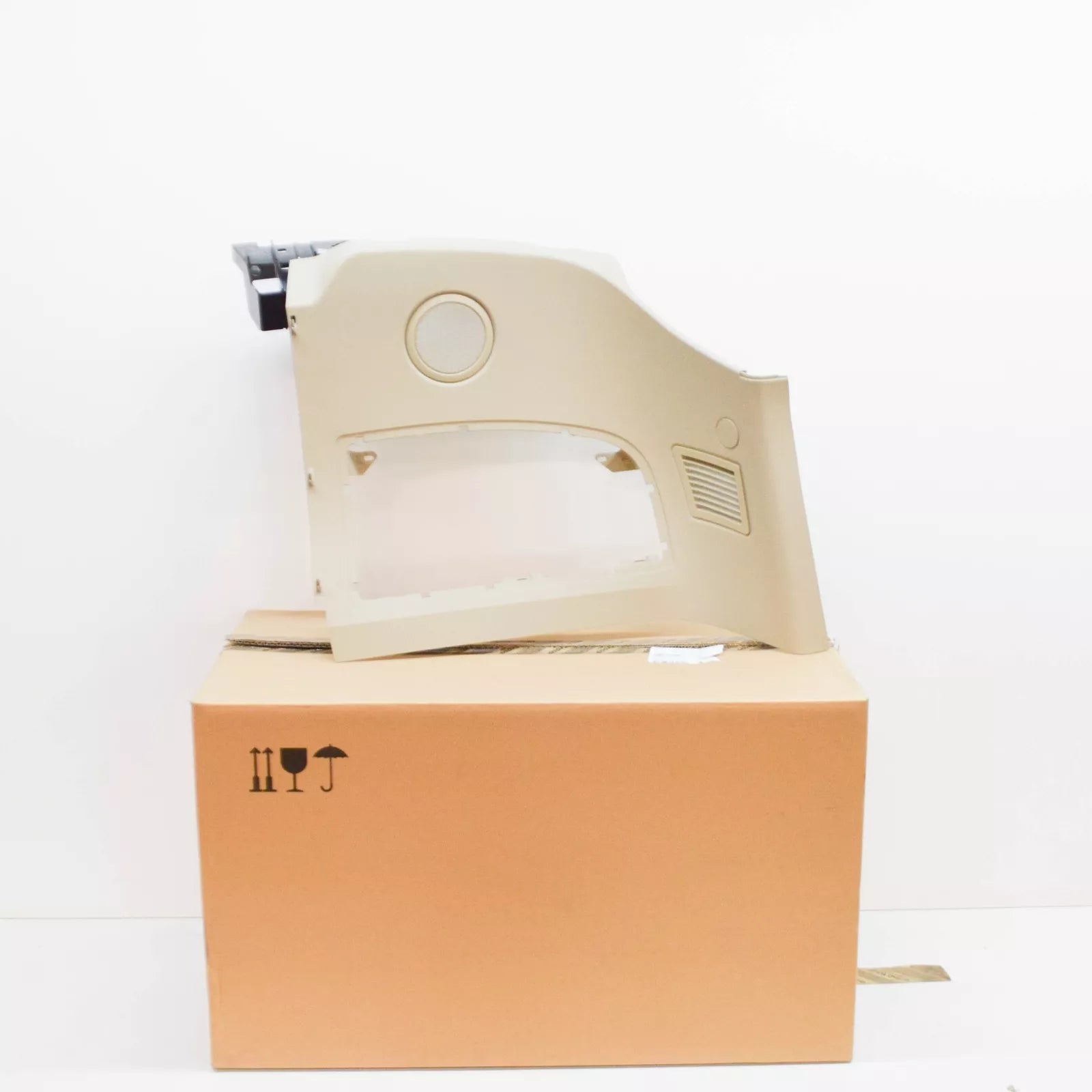 NEW BMW Z4 E85 REAR LEFT TOP LATERAL PANEL TRIM 51437055405 7055405 ORIGINAL