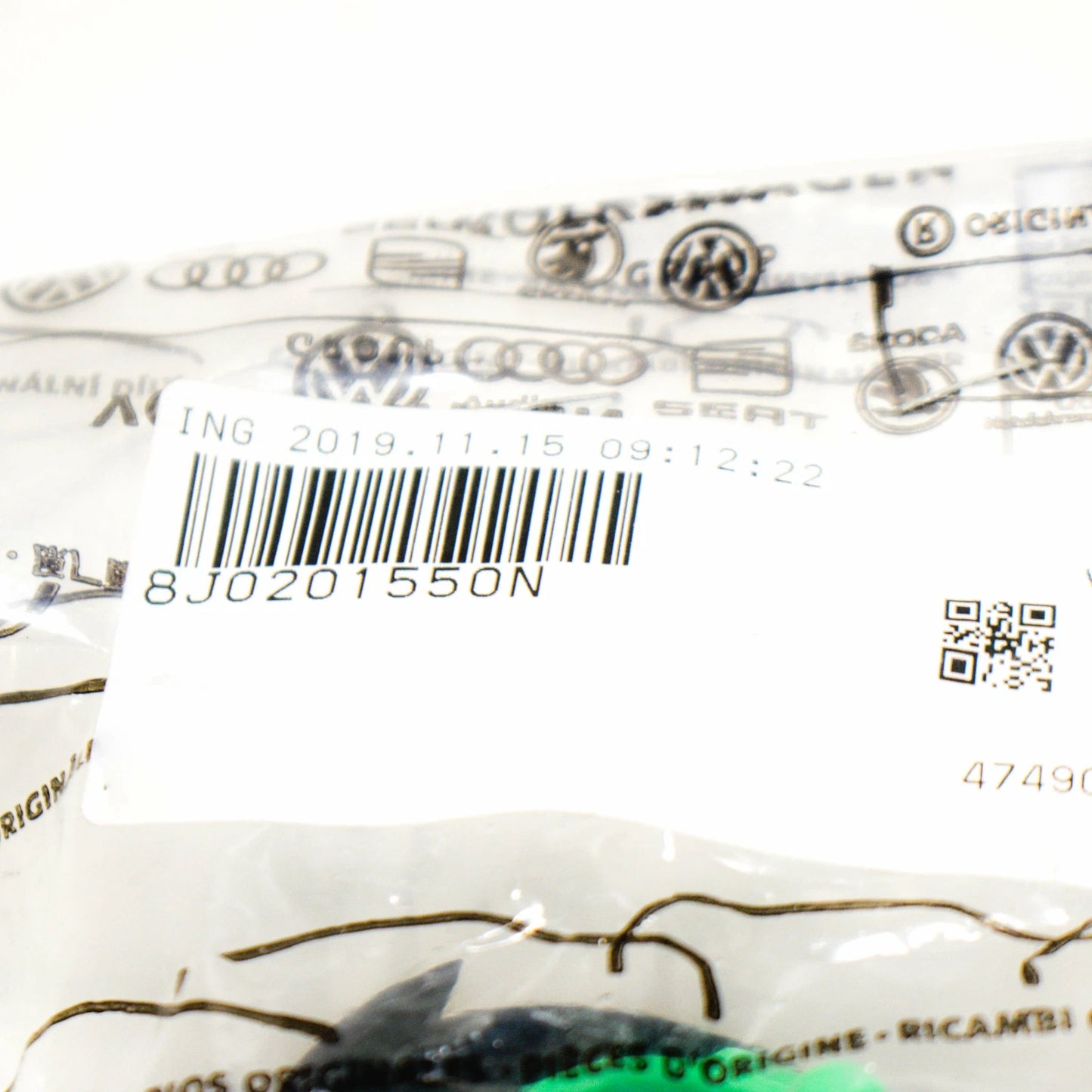 NEW AUDI TT 8J FUEL TANK GAS CAP 8J0201550N