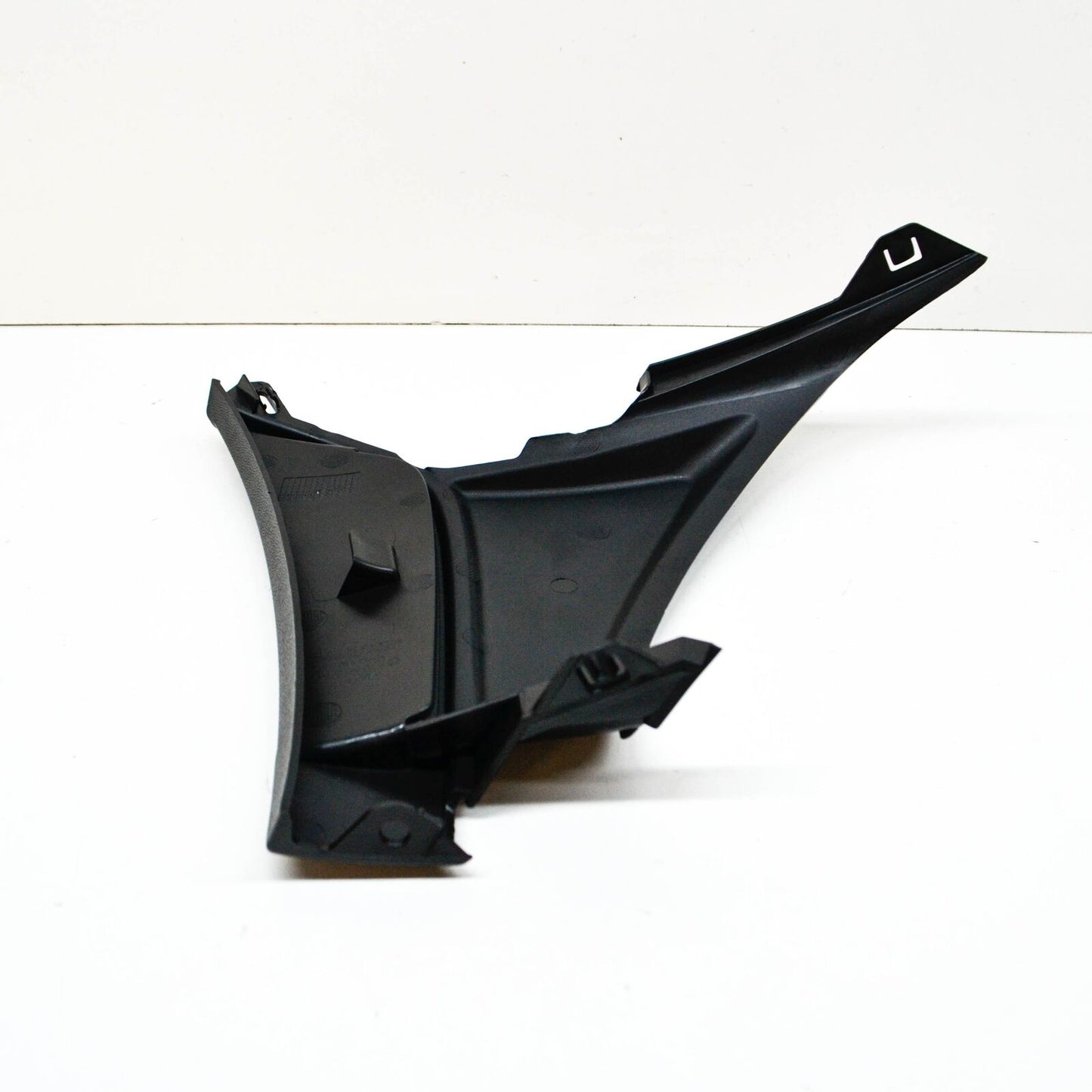 NEW MB GLC X253 AMG FRONT BUMPER RIGHT PANEL COVER A2538859703 ORIGINAL