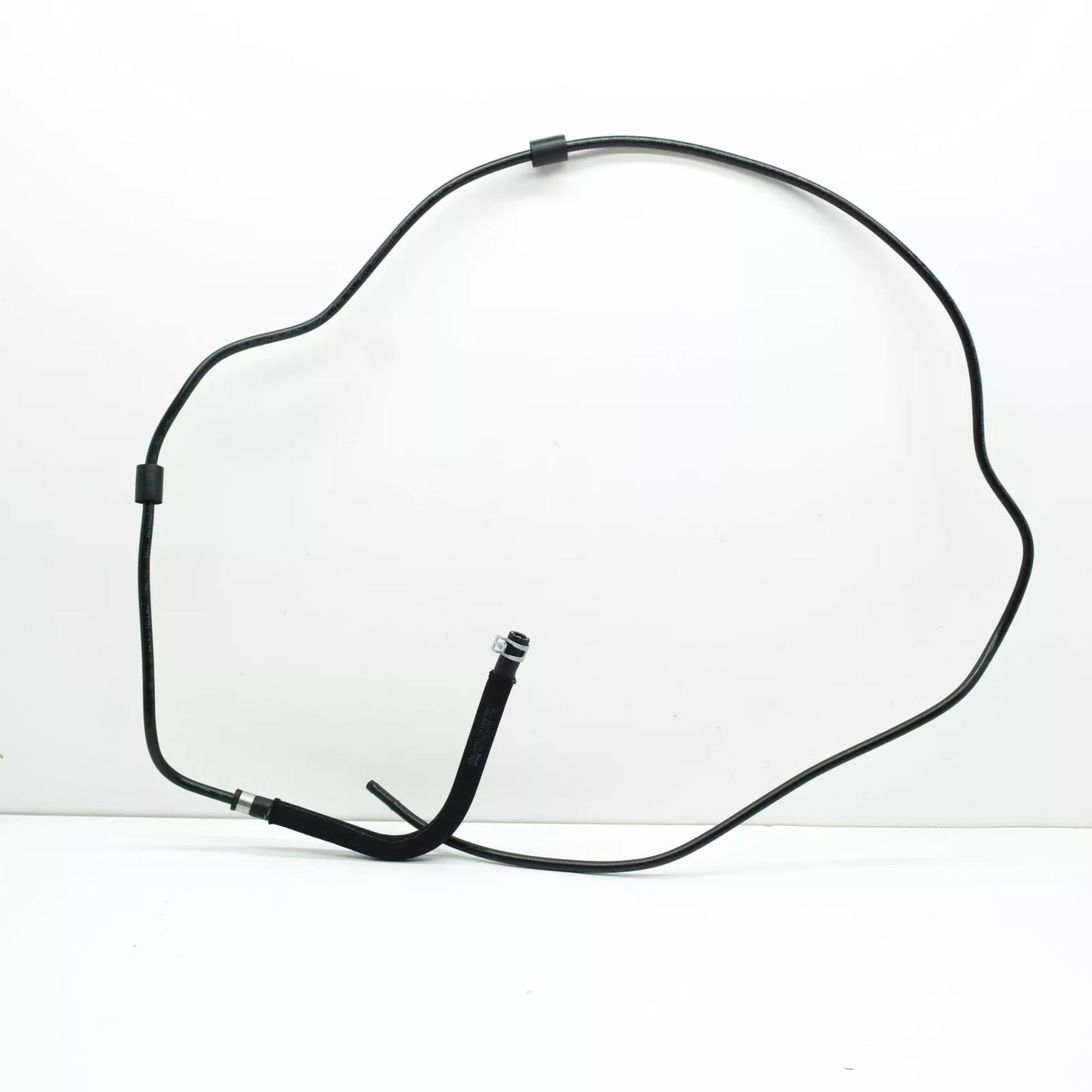 NEW MERCEDES-BENZ C W205 RETURN LINE HOSE A2058305505