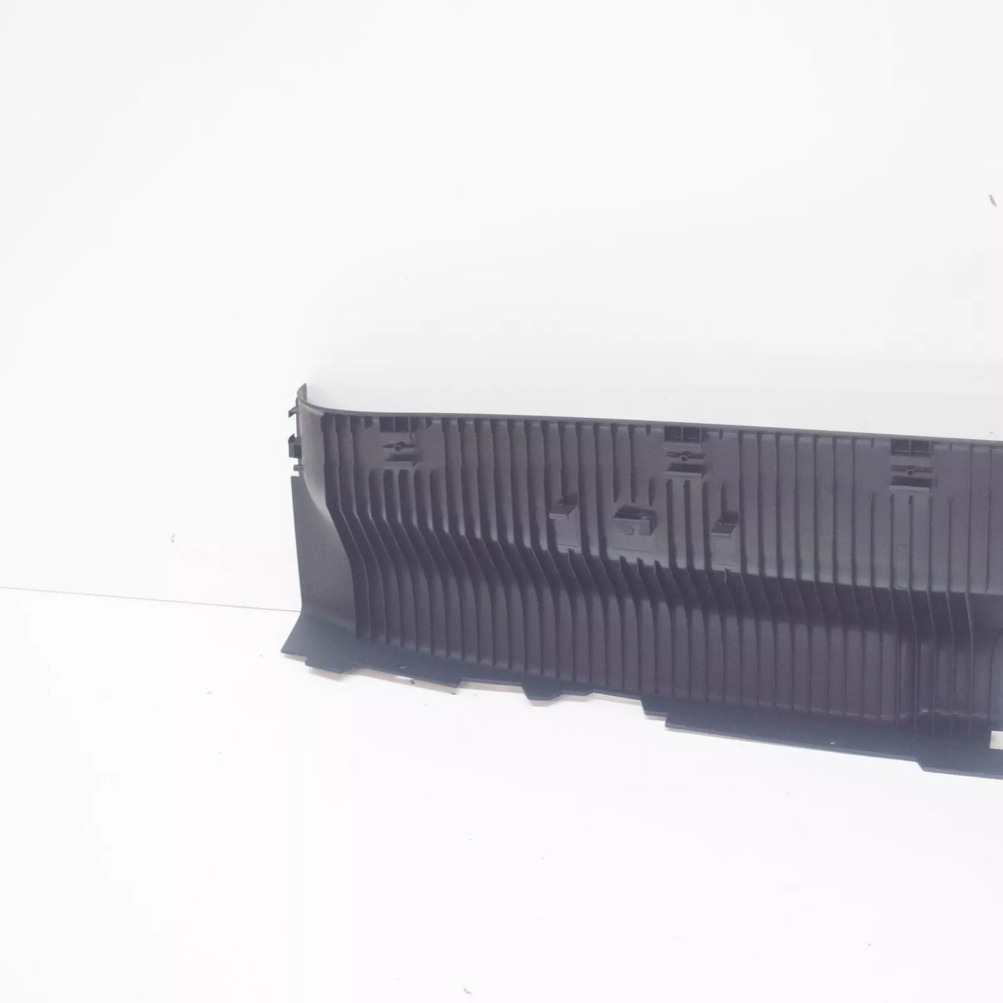 NEW BMW Z4 E85 WINDSHIELD FRAME COVER 54317056282 7056282 ORIGINAL