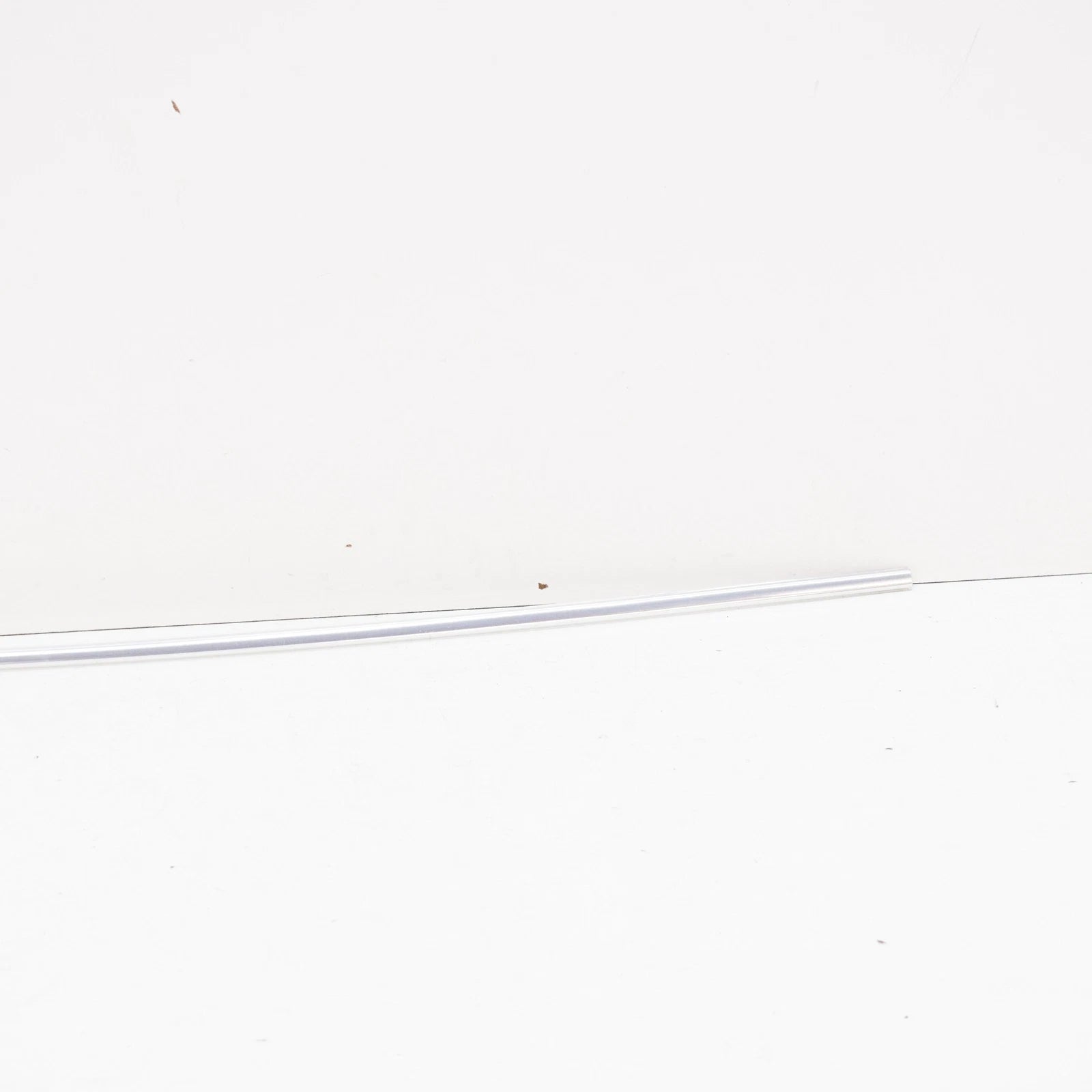 NEW BMW 5 E28 REAR UPPER WINDOW MOLDING 51311820623 1820623 ORIGINAL