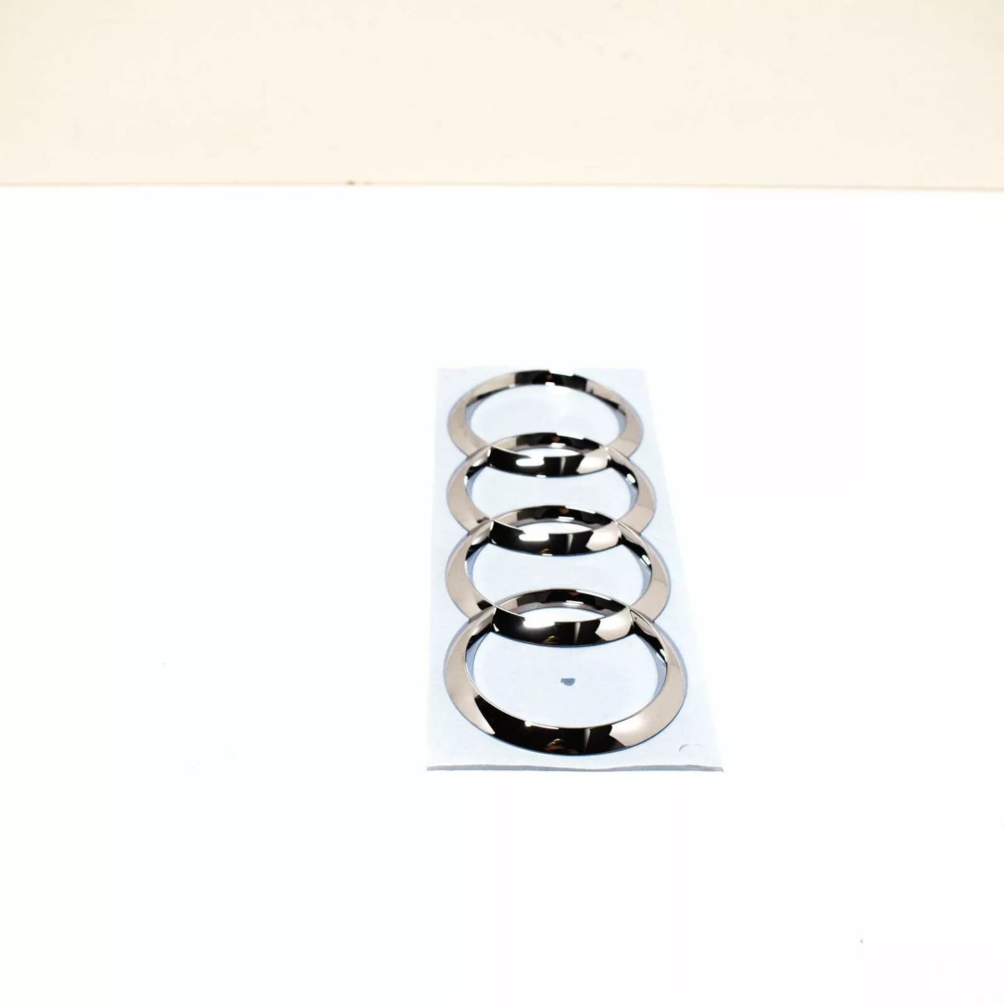 NEW AUDI A4 B9 BOOTLID BADGE 8W98537422ZZ 2017