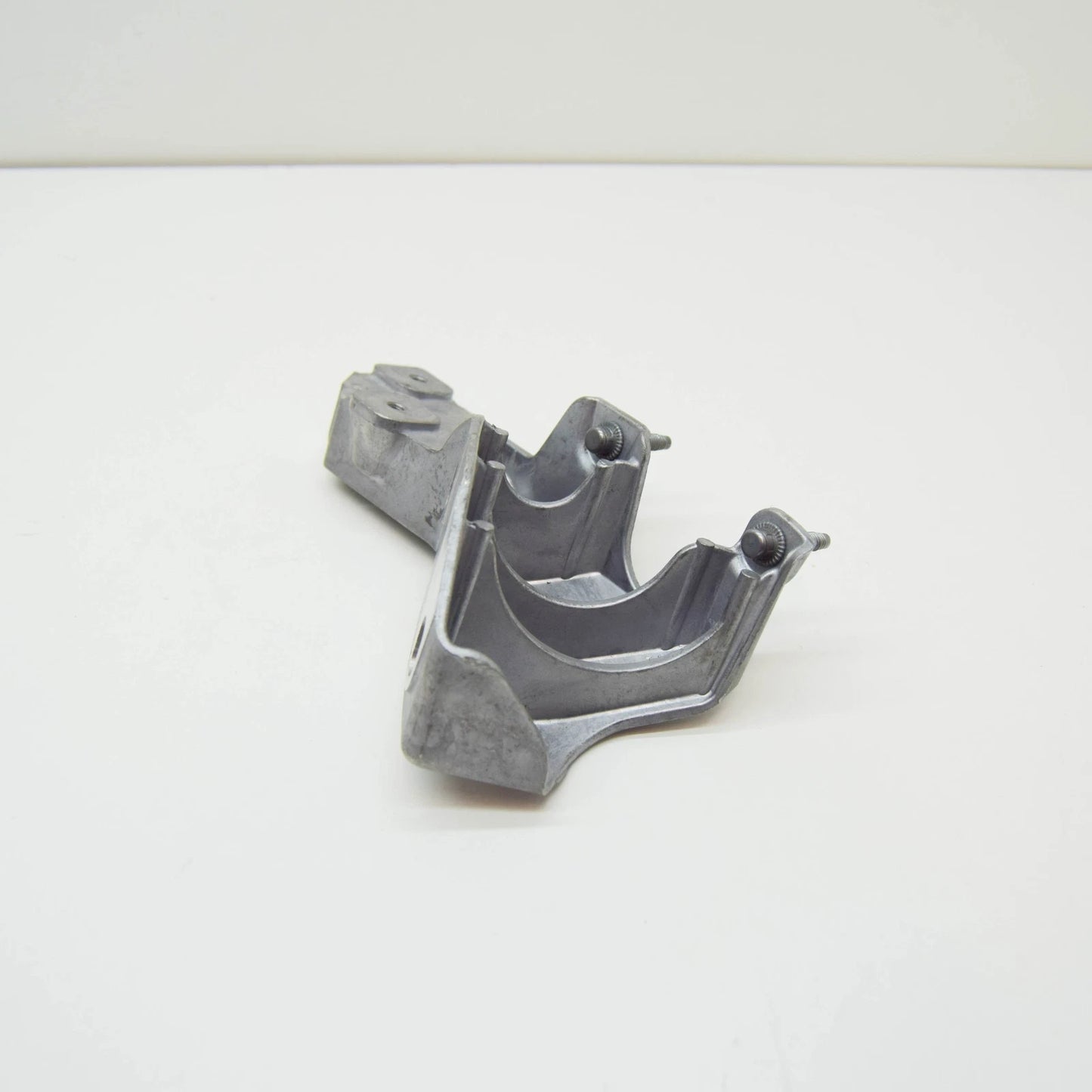 NEW MERCEDES-BENZ SL R232 FRONT RIGHT UPPER CONSOLE MOUNT A2326207401 ORIGINAL