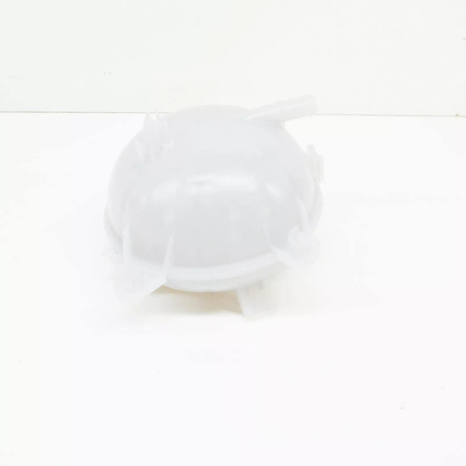 NEW VOLKSWAGEN JETTA A7 EXPANSION COOLANT RESERVOIR TANK 5Q0121407M