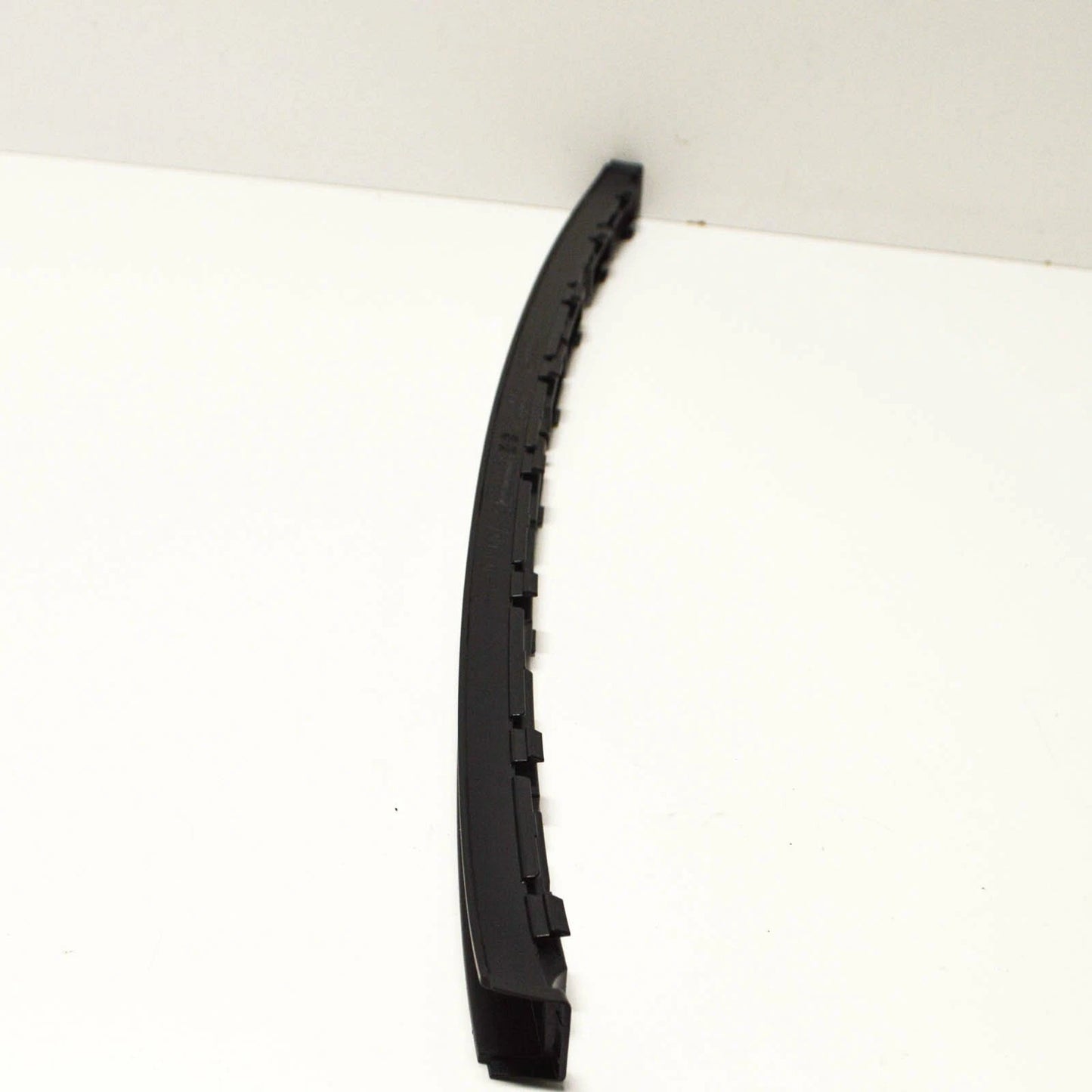 NEW AUDI TT 8J FRONT BUMPER LOWER CENTER GRILLE 8J0807697F