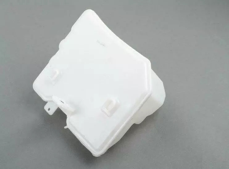 NEW VOLKSWAGEN PASSAT B6 LOWER WASH WATER RESERVOIR 3C0955453N ORIGINAL