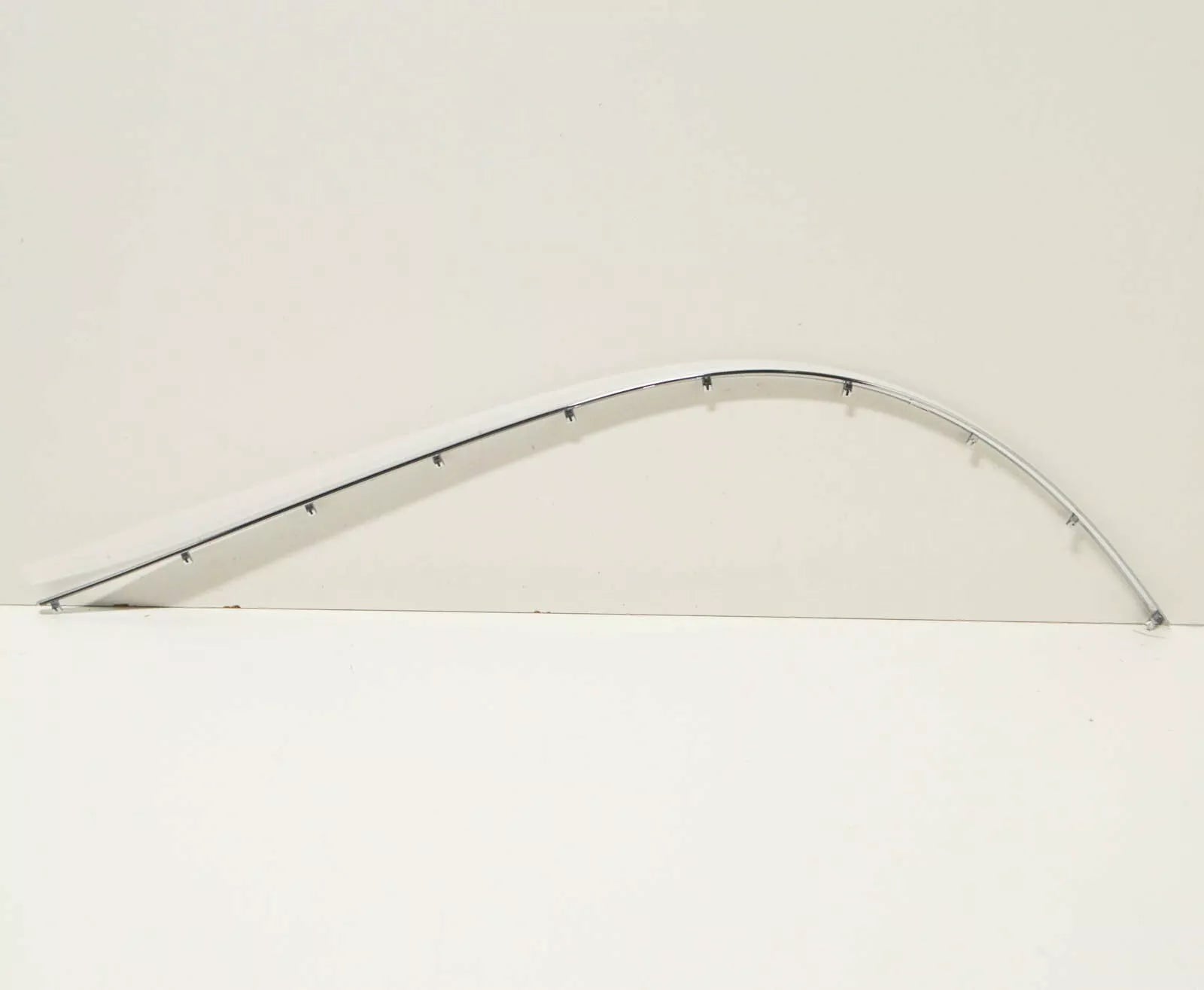 NEW MERCEDES-BENZ E COUPE C207 REAR BUMPER LEFT MOLDING A2078852121 ORIGINAL