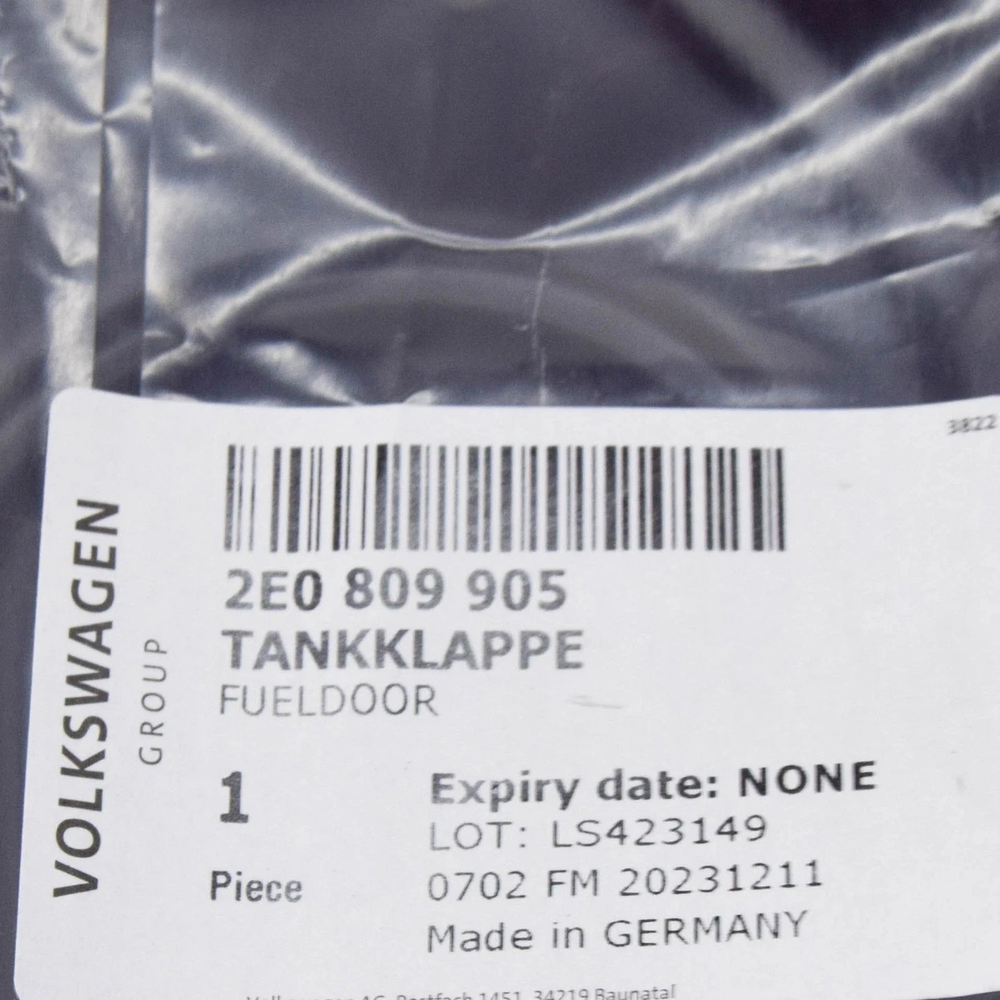 NEW VOLKSWAGEN CRAFTER 2F MK1 FUEL FILLER FLAP 2E0809905 ORIGINAL