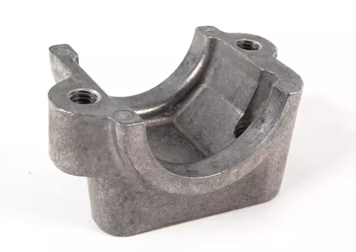 NEW MERCEDES BENZ E W211 RIGHT STABILIZER BAR MOUNT BRACKET A2113230640 ORIGINAL