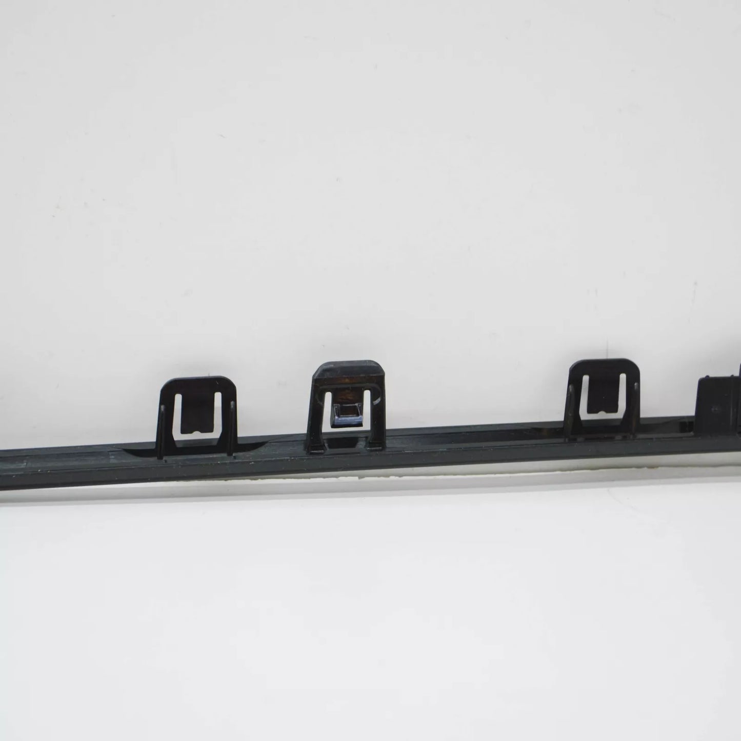 NEW MERCEDES-BENZ C W206 AMG FRONT BUMPER CENTER LOWER TRIM A2068855802 ORIGINAL