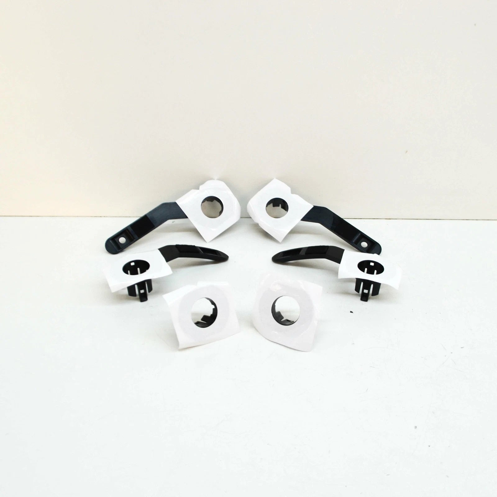 NEW BMW 3 F30 M-P FRONT BUMPER PDC/PMA SENSOR MOUNTING KIT 51128069815 ORIGINAL