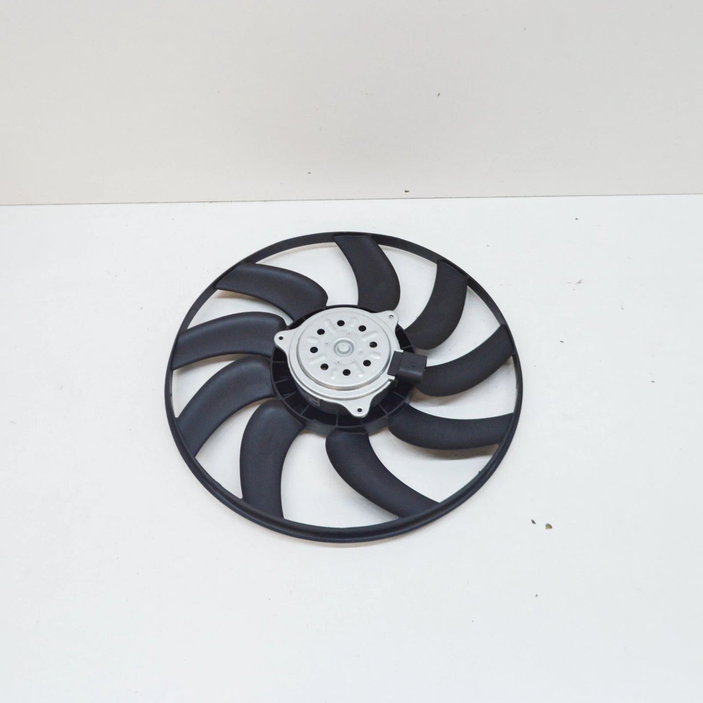 NEW AUDI A6 C7 LEFT RADIATOR FAN 8K0959455AB ORIGINAL
