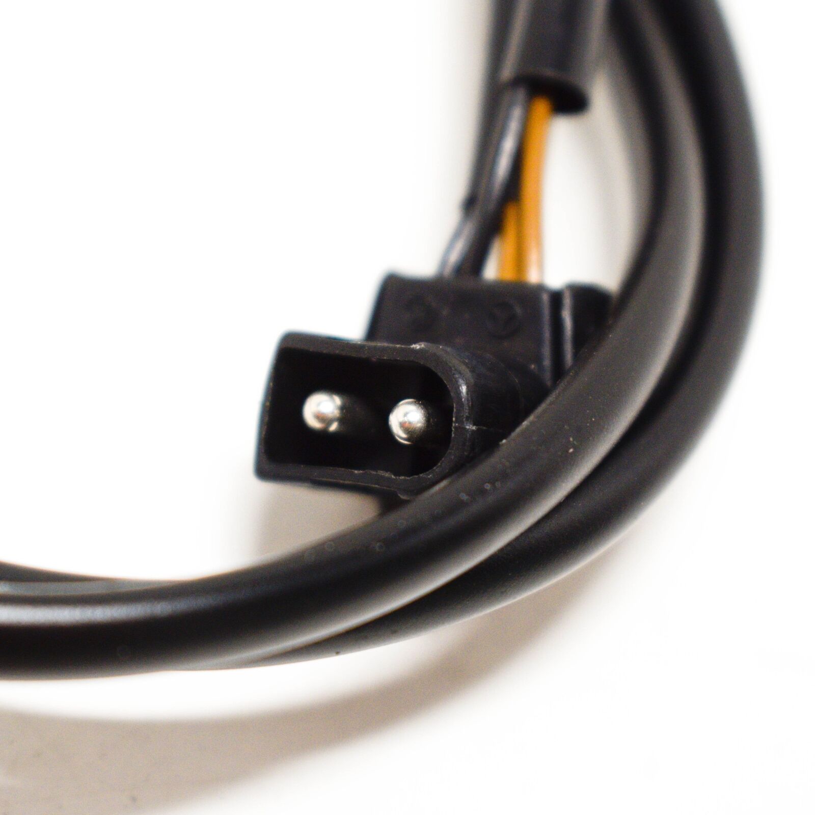 NEW MB CLK C208 WINDSHIELD WASHER JET NOZZLE LEFT SIDE A2088601247 ORIGINAL