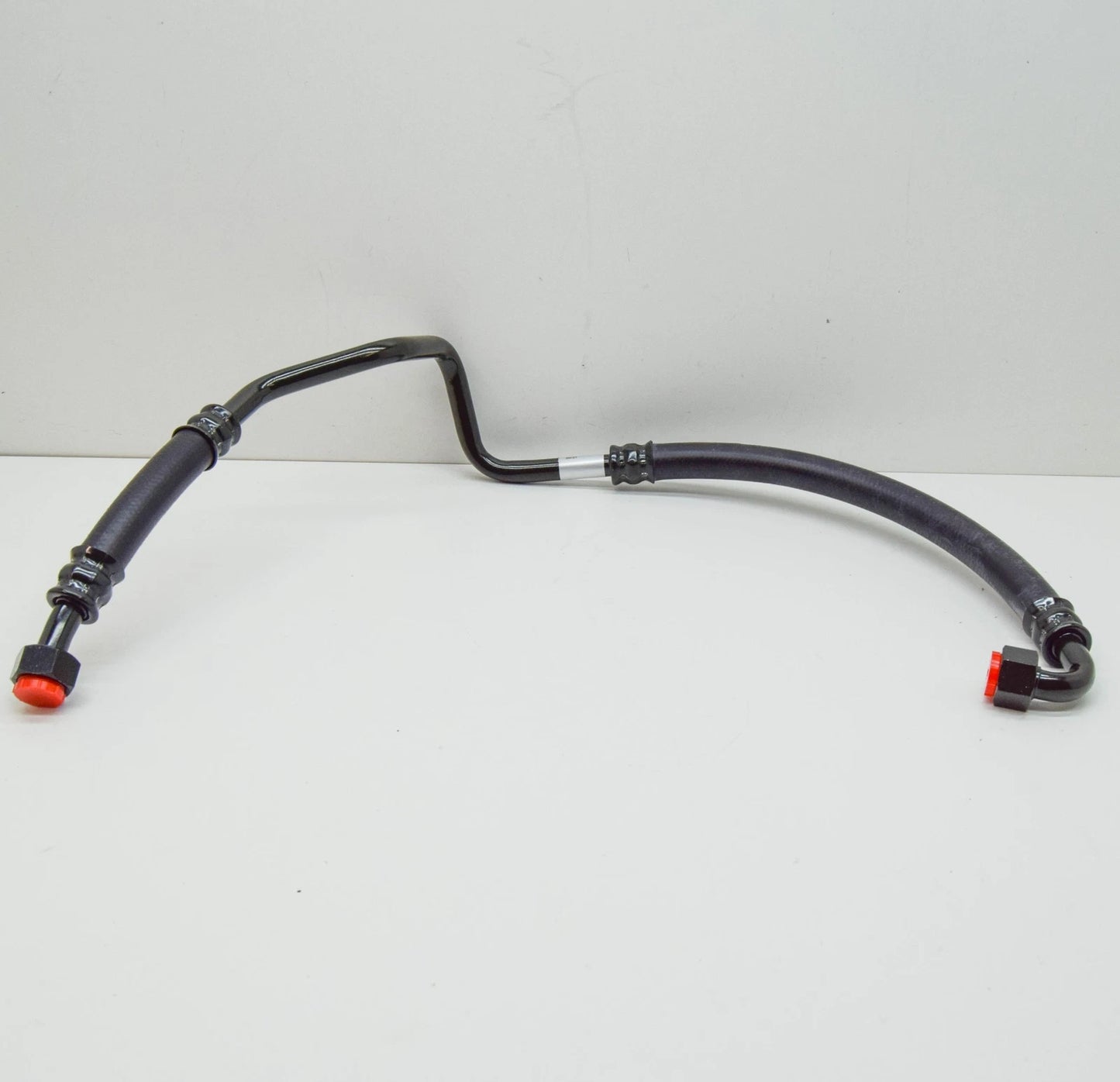 NEW BMW M6 E24 COUPE ENGINE OIL COOLER HOSE PIPE OUTLET 17212225760 ORIGINAL