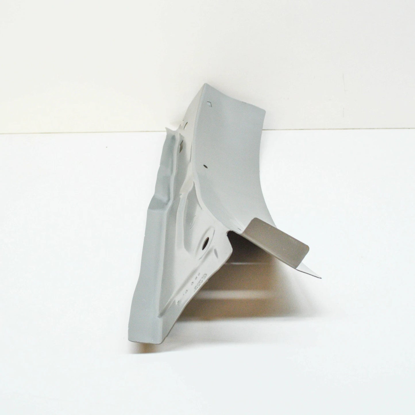 NEW VW JETTA MK7 A7 FRONT LEFT FENDER APRON REINFORCEMENT 17A809147 ORIGINAL