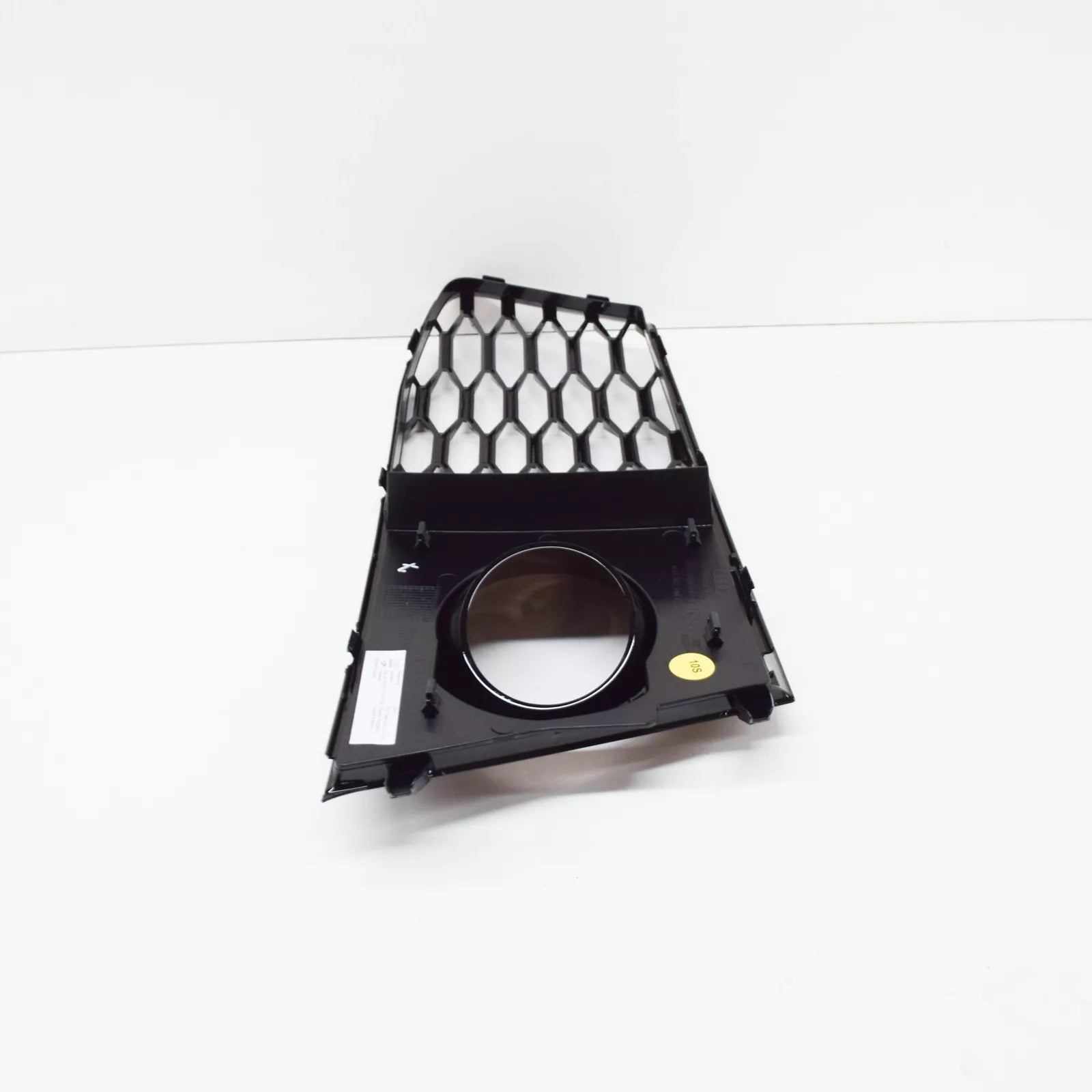 NEW AUDI A7 S 4GA FRONT BUMPER RIGHT SIDE BUMPER GRILLE 4G8807682G T94 ORIGINAL