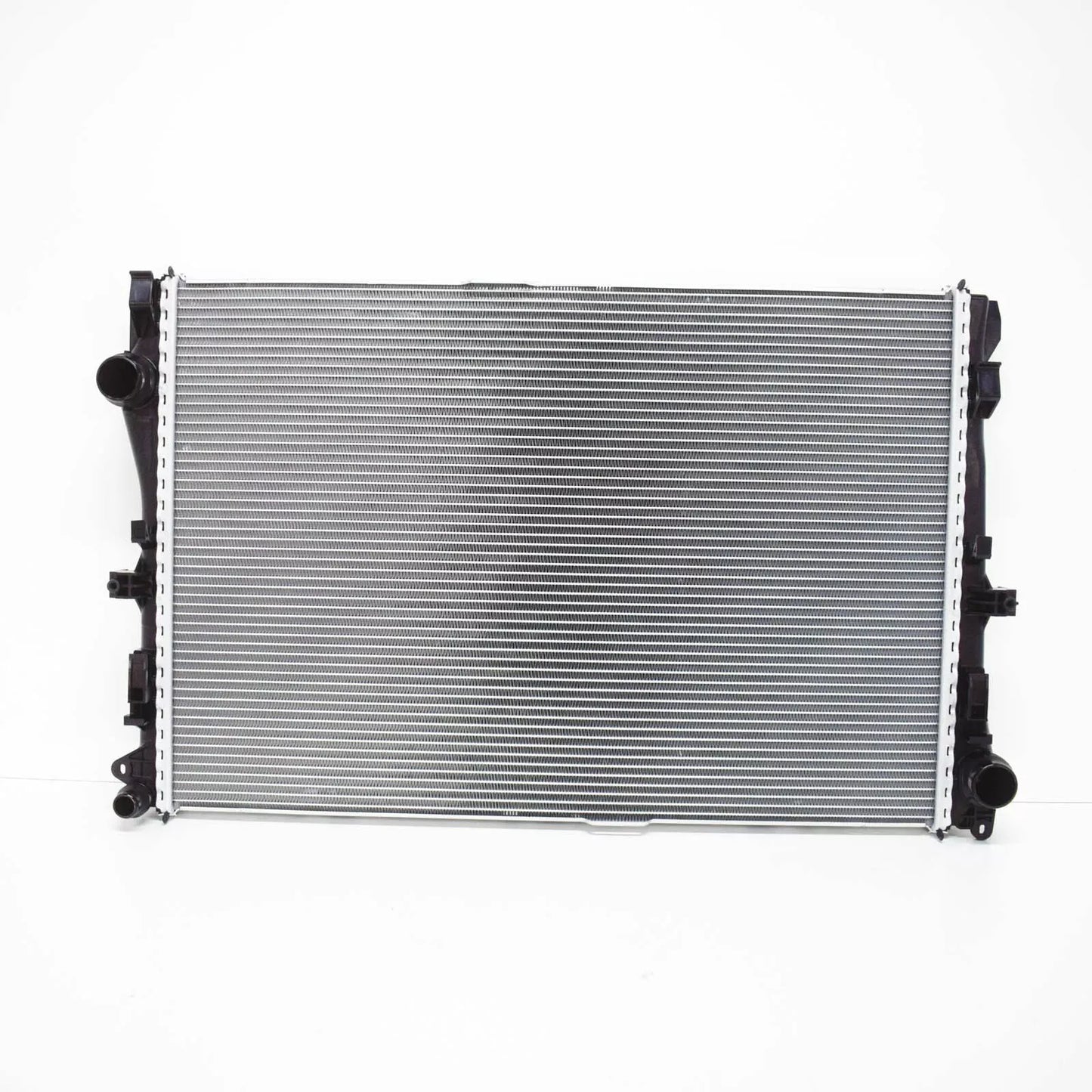 NEW MERCEDES-BENZ C-CLASS W205 ENGINE COOLANT RADIATOR A0995001703 ORIGINAL