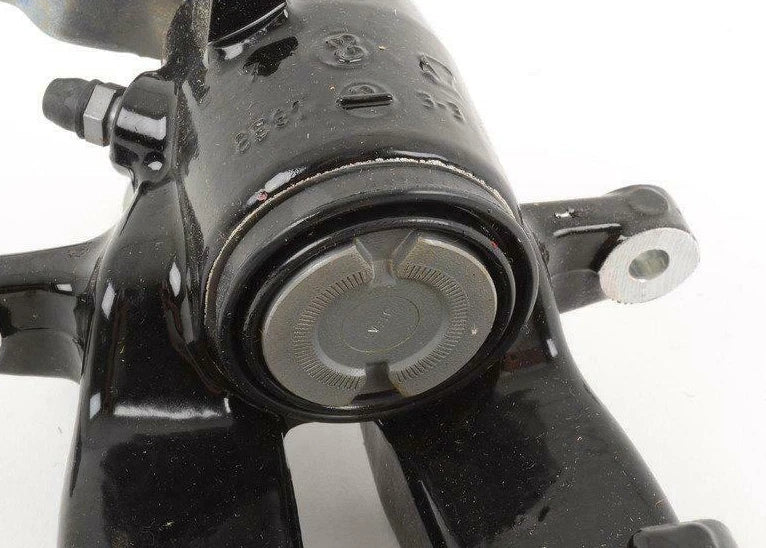 NEW AUDI A3 8P REAR LEFT BRAKE CALIPER HOUSING 8J0615423E ORIGINAL